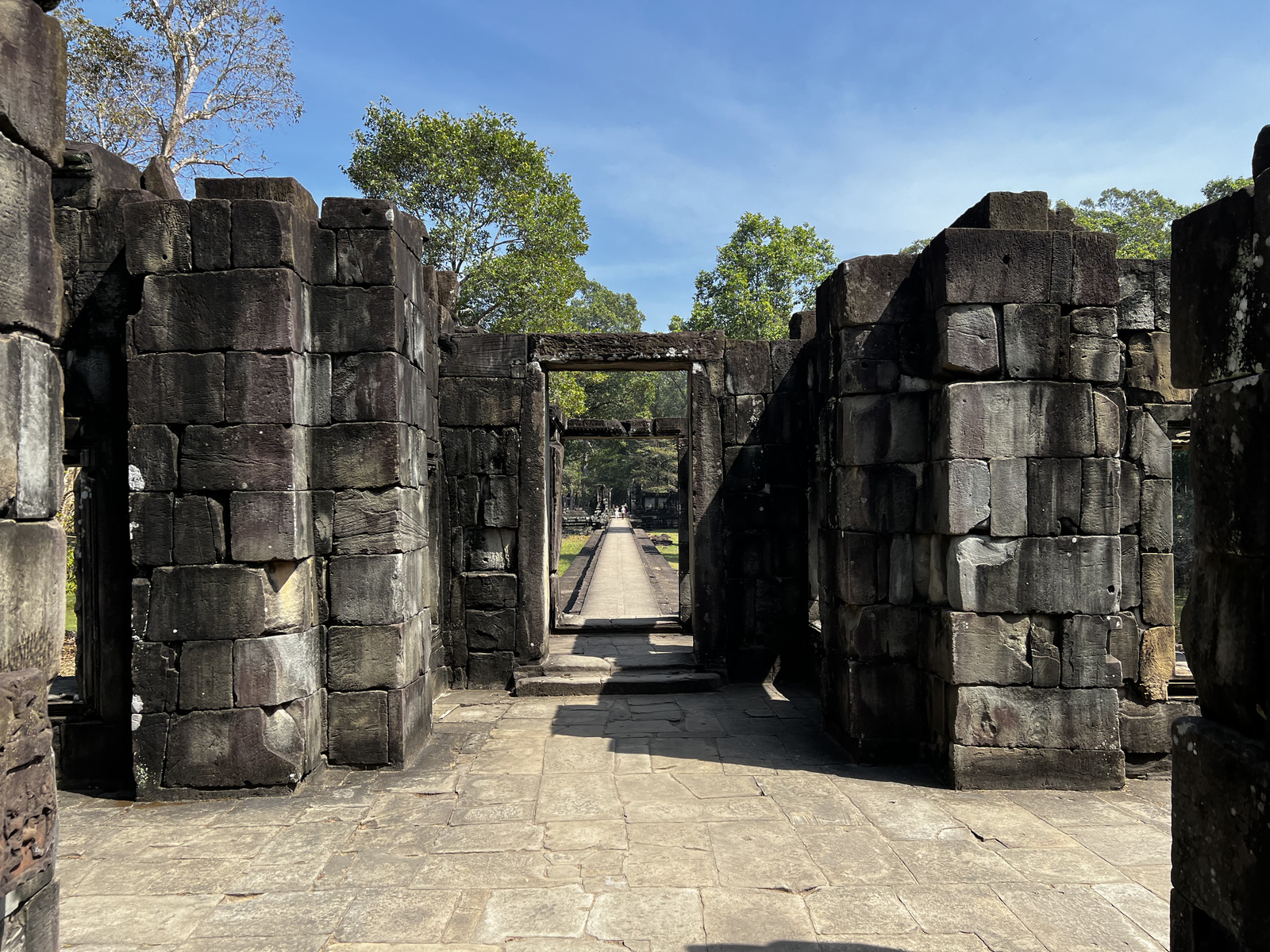 รูปถ่าย กัมพูชา(Cambodia) เสียมราฐ(Siem Reap) ปราสาทบาปวน(Baphuon) 2023-01 34