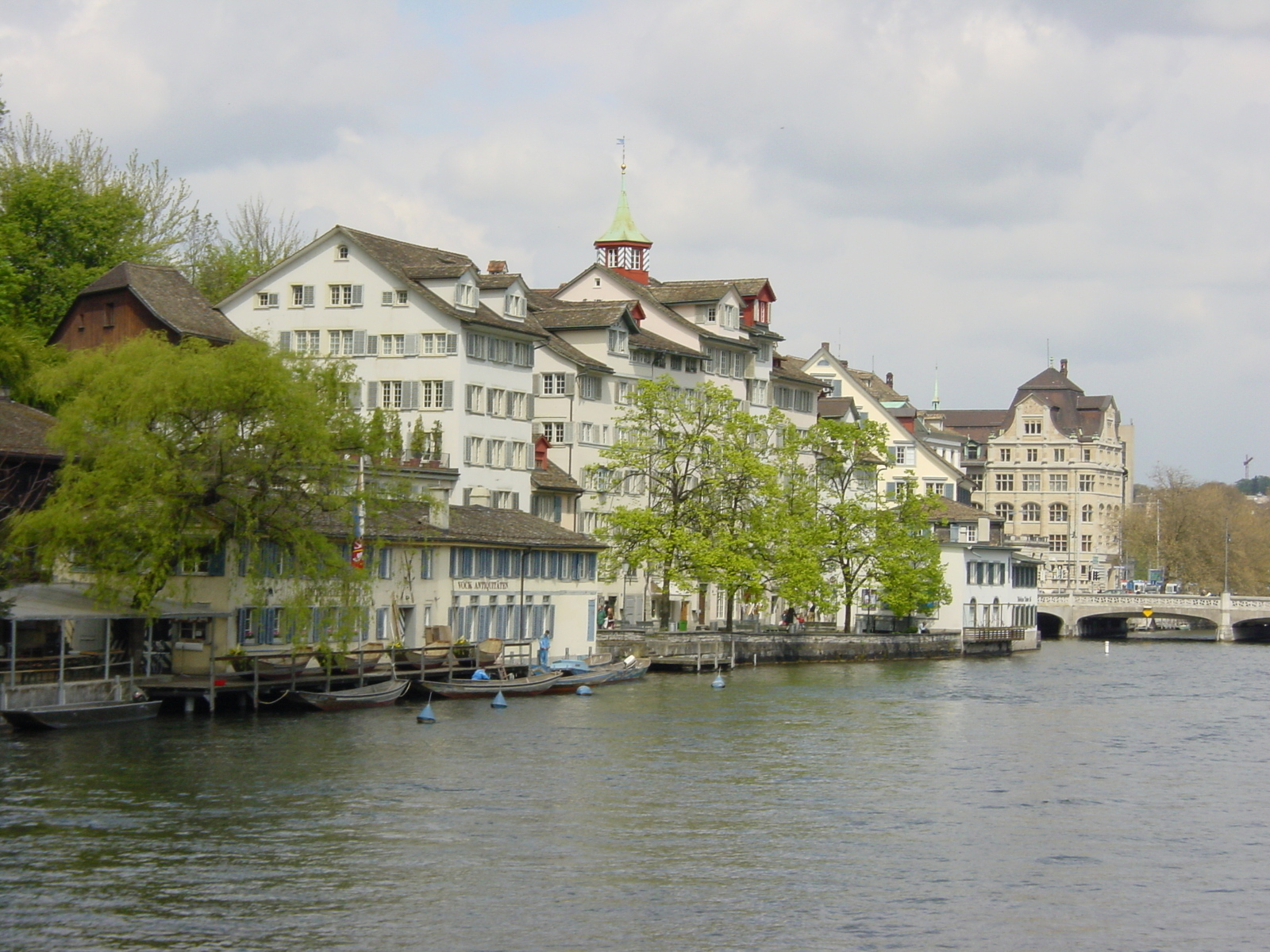 รูปถ่าย สวิสเซอร์แลนด์(Switzerland) ซูริค(Zurich) 2002-04 11