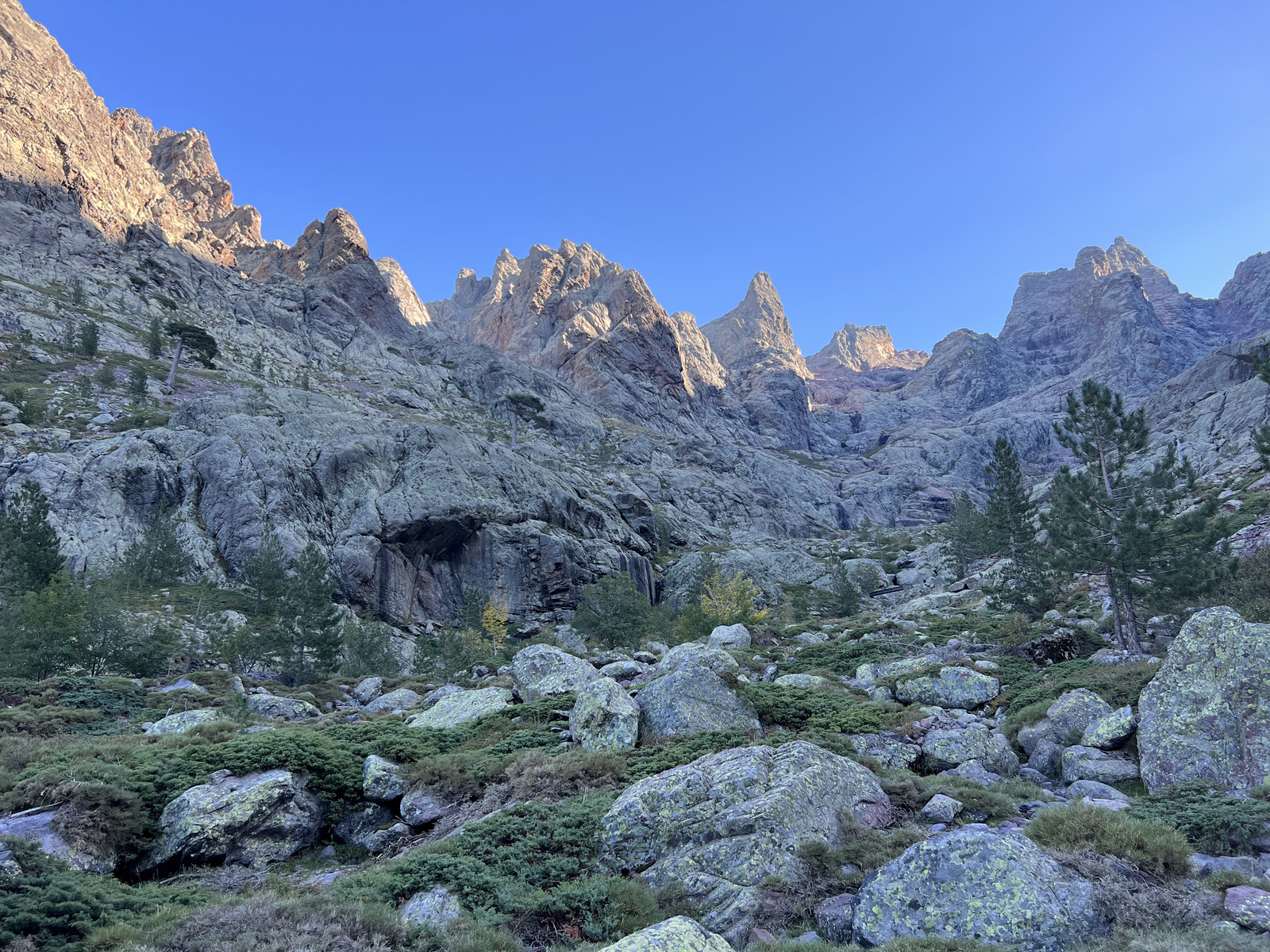 รูปถ่าย ฝรั่งเศส(France) คอร์สิคา(Corsica) ภูเขามอนเตชินโต(Monte Cinto) 2023-10 142