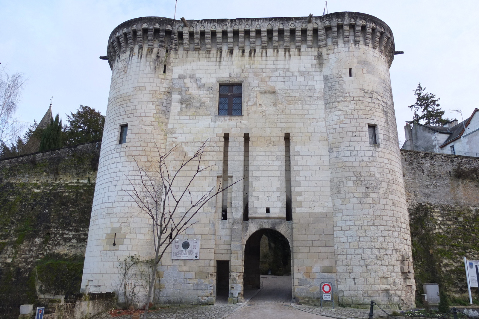 รูปถ่าย ฝรั่งเศส(France) ปราสาทลอช(Loches Castle) 2013-01 5