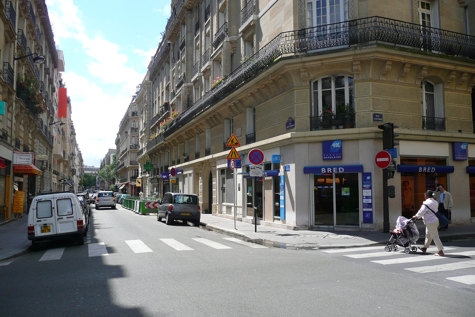 รูปถ่าย ฝรั่งเศส(France) ปารีส(Paris) ถนนนีเยล(Avenue Niel) 2007-06 35