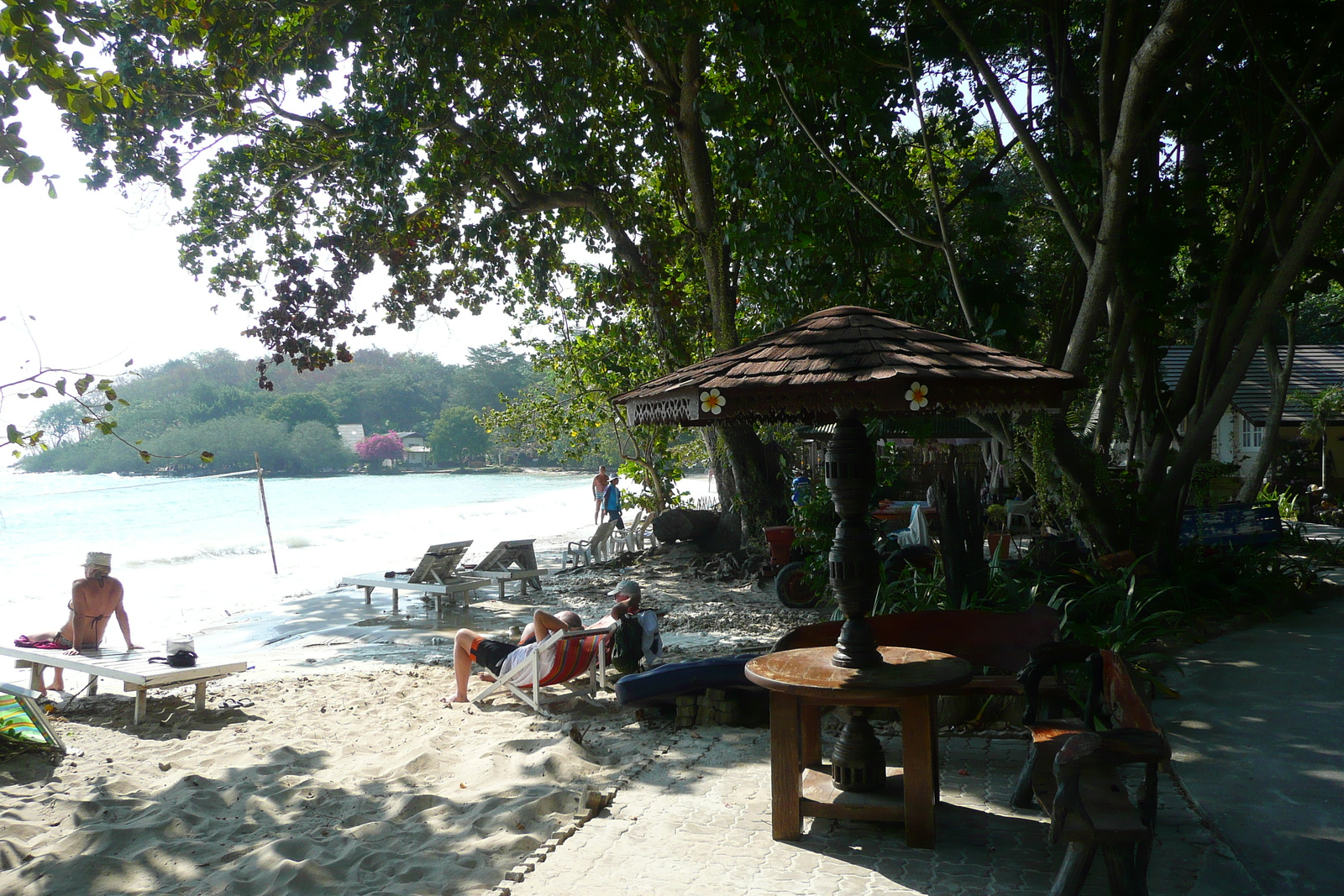 รูปถ่าย ไทย(Thailand) เกาะเสม็ด(Ko Samet) อ่าววงเดือน(Ao Wong Duan) 2009-01 14