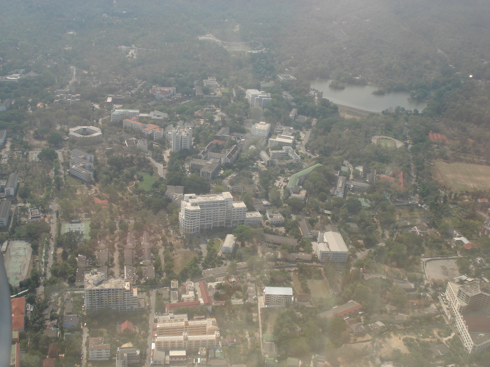 รูปถ่าย ไทย(Thailand) เชียงใหม่(Chiang Mai) ถ่ายจากข้างบน(From the Sky) 2006-04 3