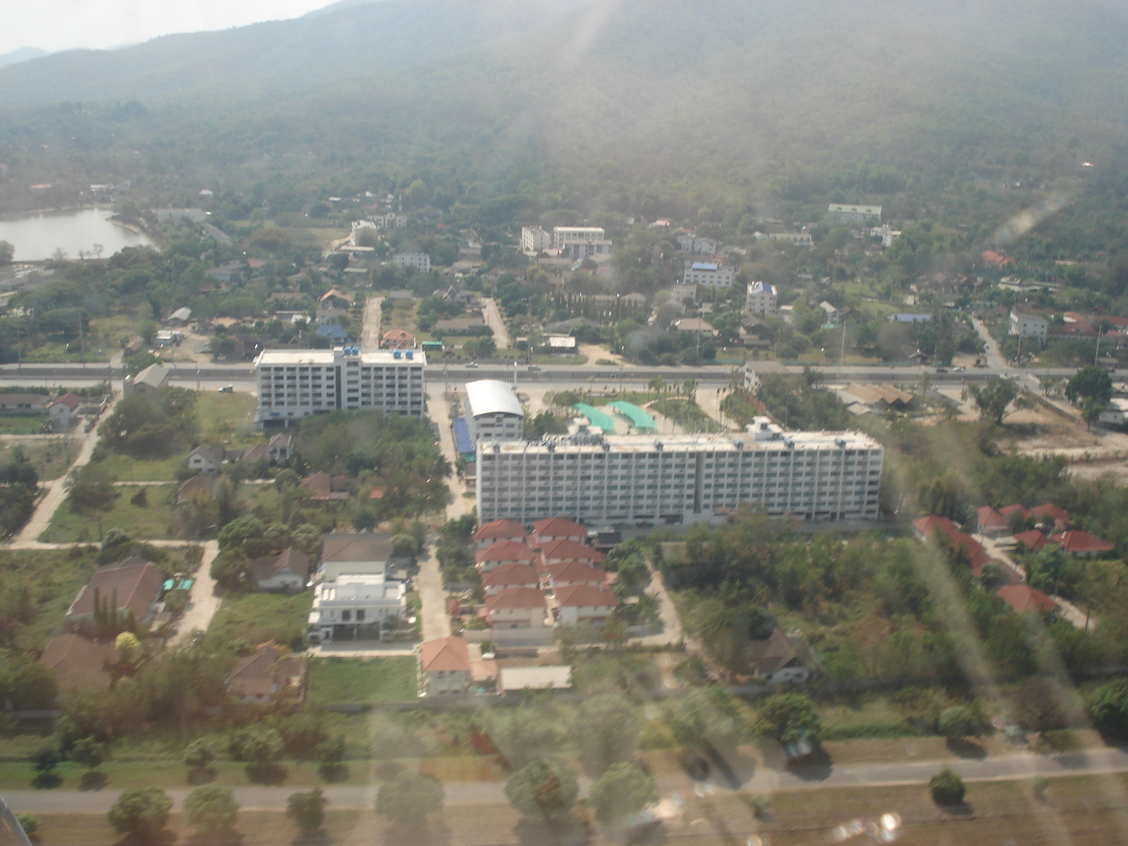 รูปถ่าย ไทย(Thailand) เชียงใหม่(Chiang Mai) ถ่ายจากข้างบน(From the Sky) 2006-04 2
