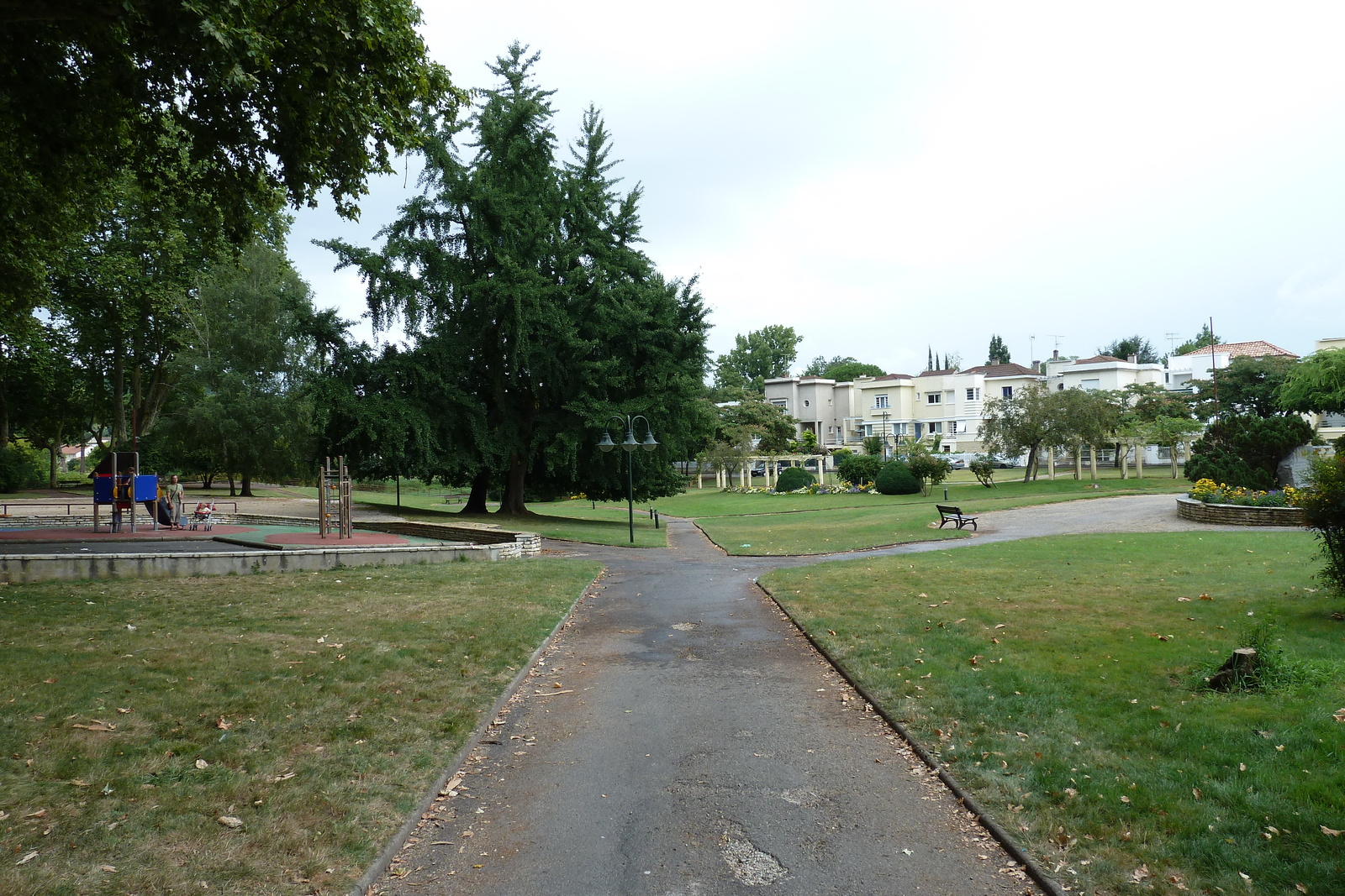 รูปถ่าย ฝรั่งเศส(France) แซ็นต์ฟัวลากร็องด์(Sainte Foy La Grande) 2010-08 35