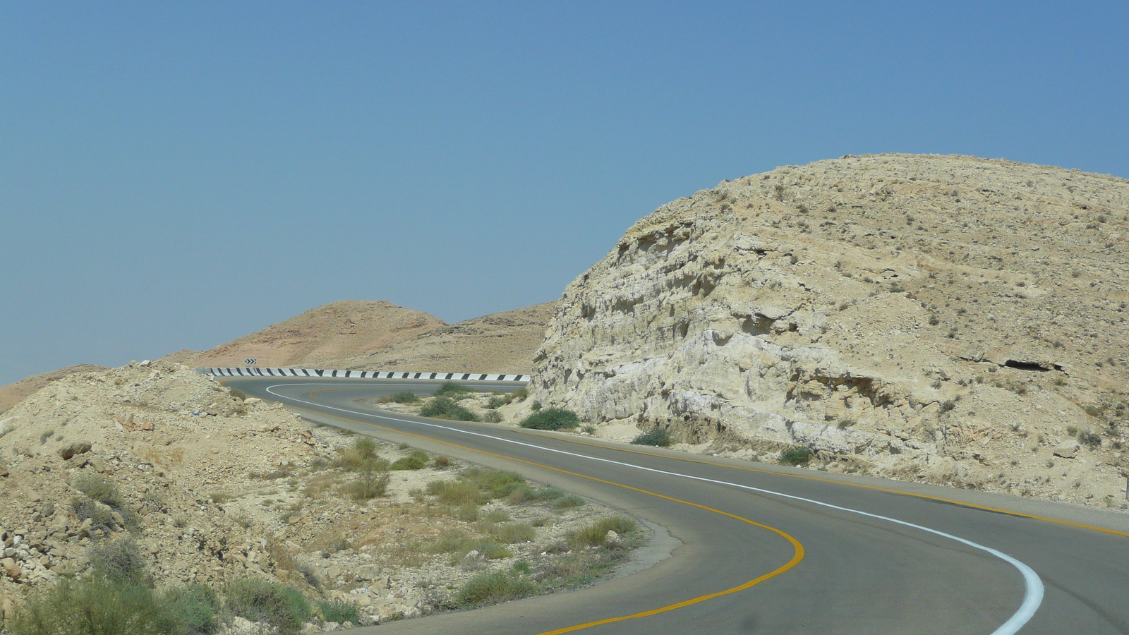 รูปถ่าย อิสราเอล(Israel) ถนนจากอาราดไปทะเลเดดซี(Arad to Dead Sea road) 2007-06 25