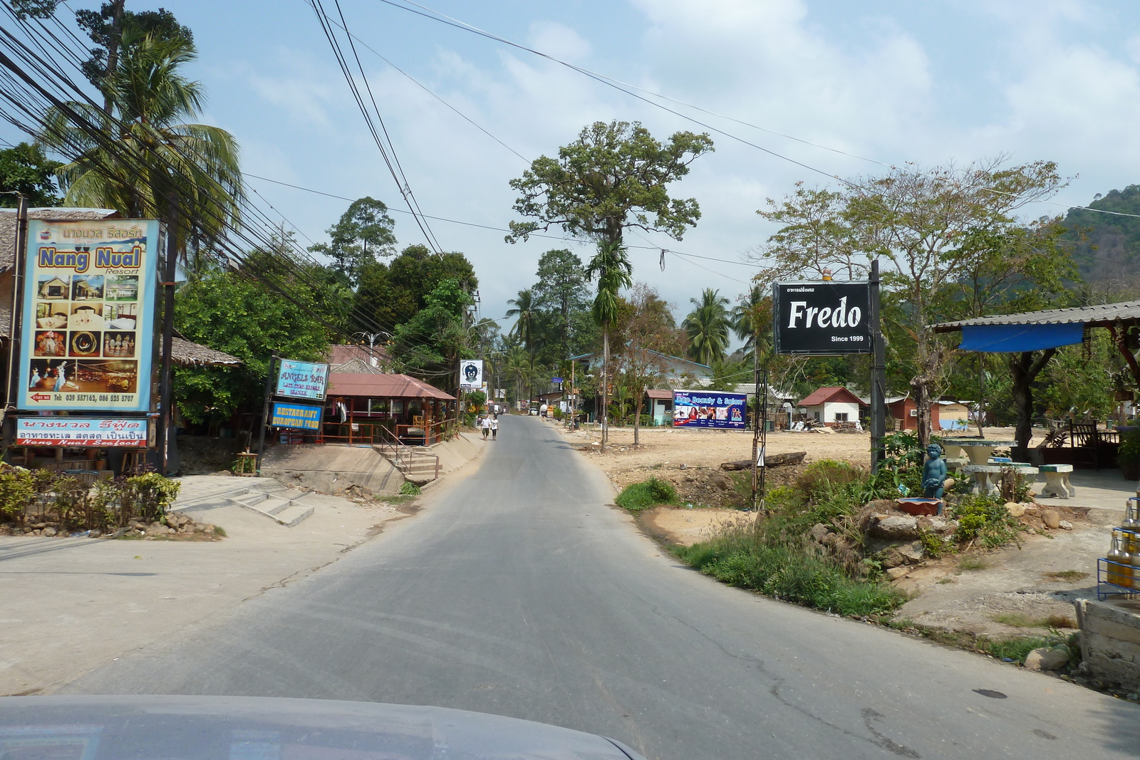 รูปถ่าย ไทย(Thailand) เกาะช้าง(Ko Chang) ถนนบนเกาะ(Island road) 2011-02 32
