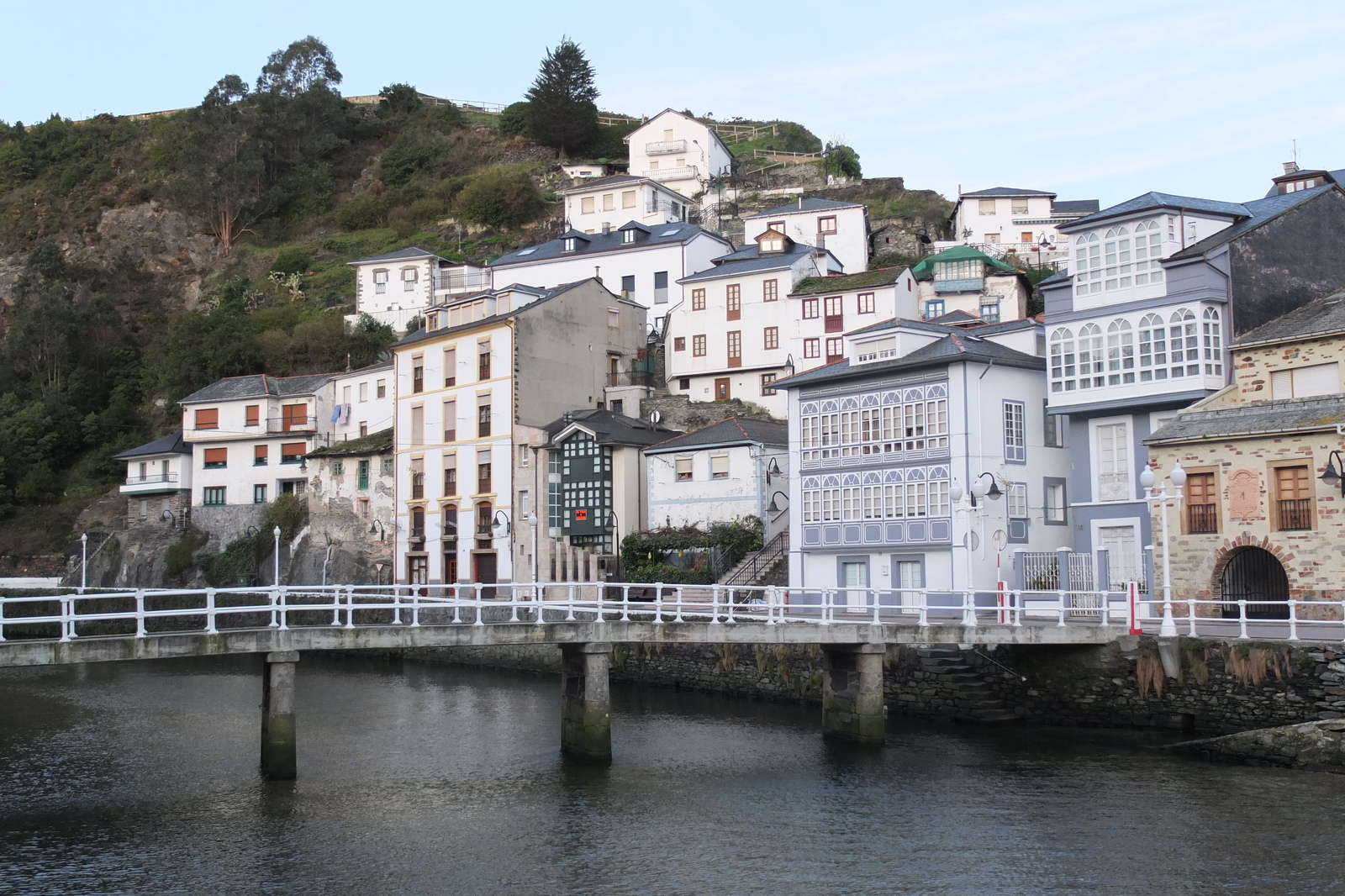 รูปถ่าย สเปน(Spain) ลูอาร์กา(Luarca) 2013-01 24
