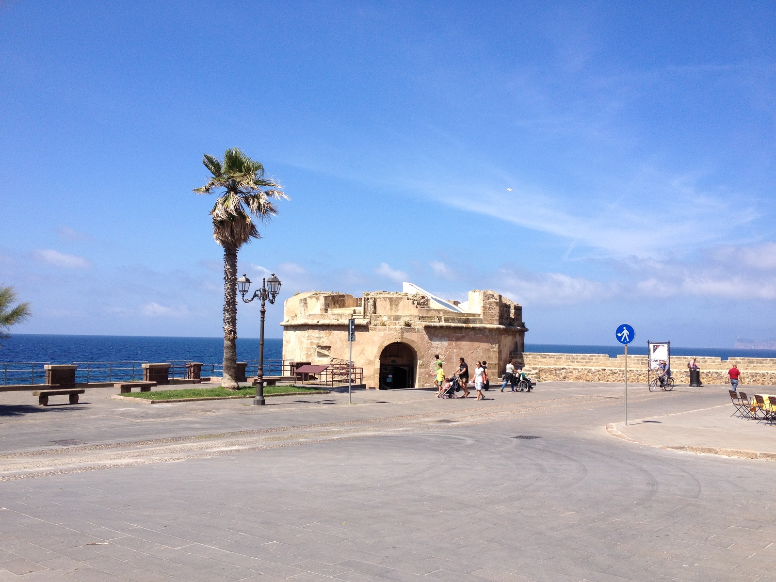 รูปถ่าย อิตาลี(Italy) ซาร์ดิเนีย(Sardinia) อัลเกโร(Alghero) 2015-06 49