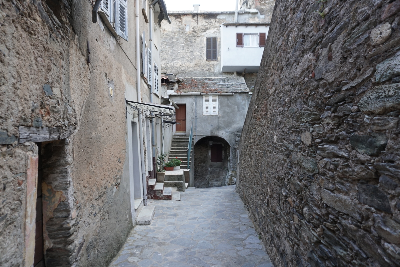 รูปถ่าย ฝรั่งเศส(France) คอร์สิคา(Corsica) เวสโกวาโต(Vescovato) 2017-09 13