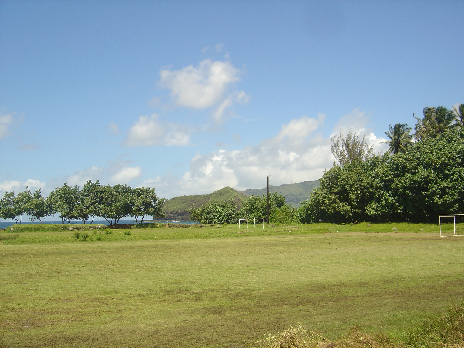 รูปถ่าย เฟรนช์โพลี่นีเซีย(Polynesia) หมู่เกาะมาร์เคซัส(Marquises) 2006-04 218