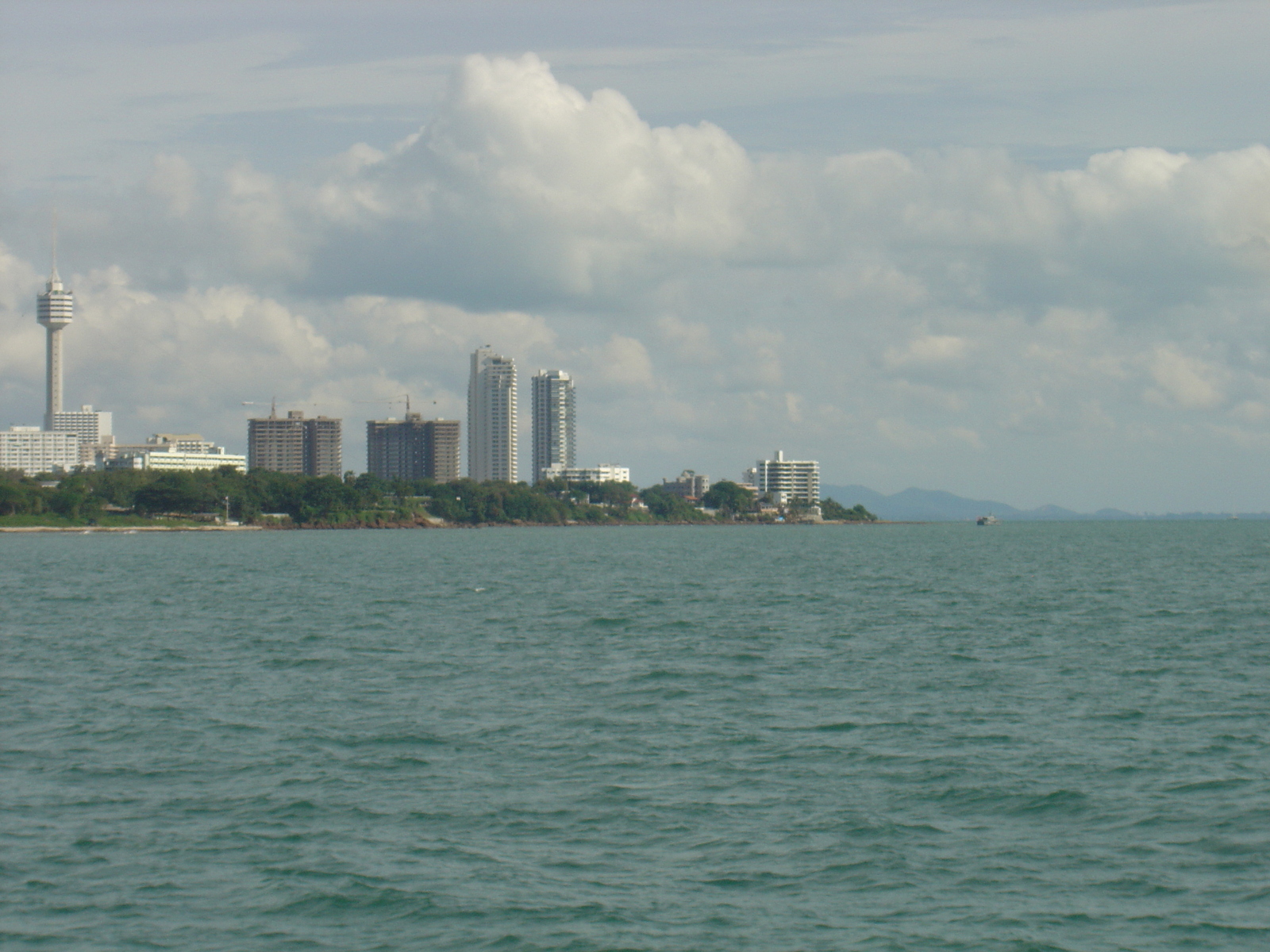 รูปถ่าย ไทย(Thailand) พัทยา(Pattaya) โกลเดนฮอร์น(Golden Horn) 2005-09 15