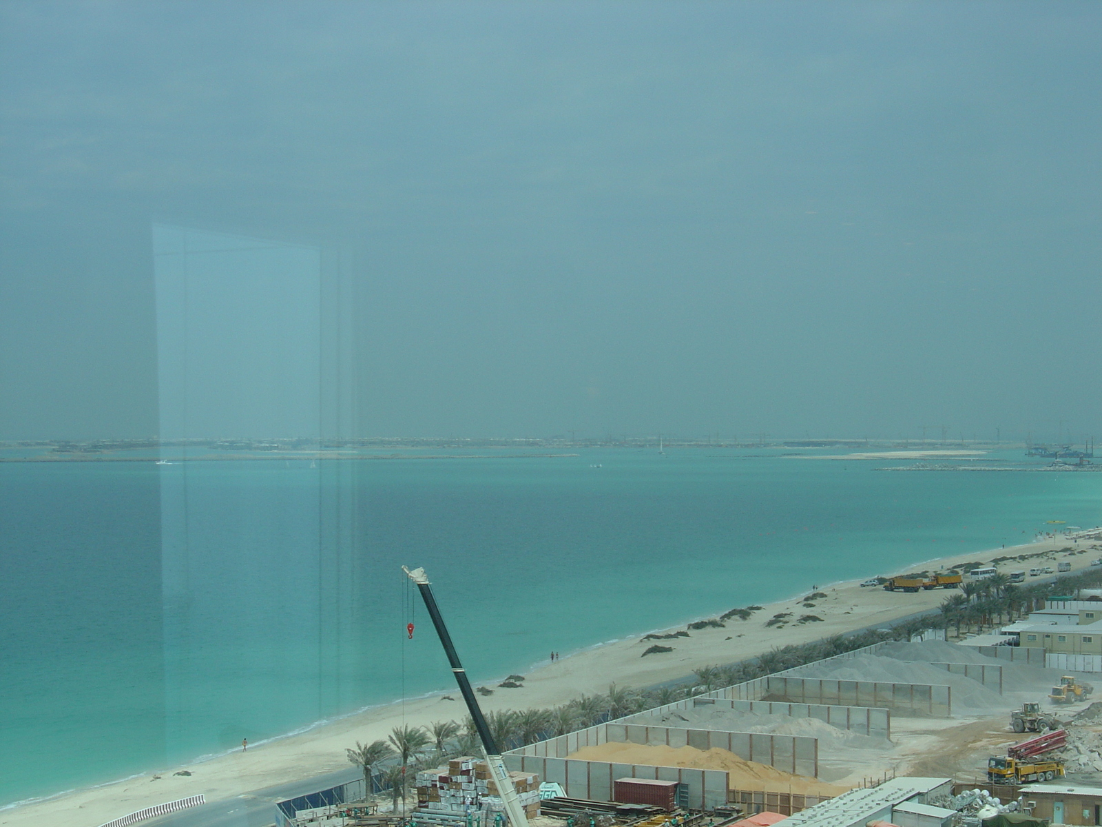 รูปถ่าย สหรัฐอาหรับเอมิเรตส์(United Arab Emirates) ดูไบ(Dubai) โรงแรมเชอราตัน จุมัยเราะห์บีช(Sheraton Jumeirah Beach Hotel) 2005-03 10