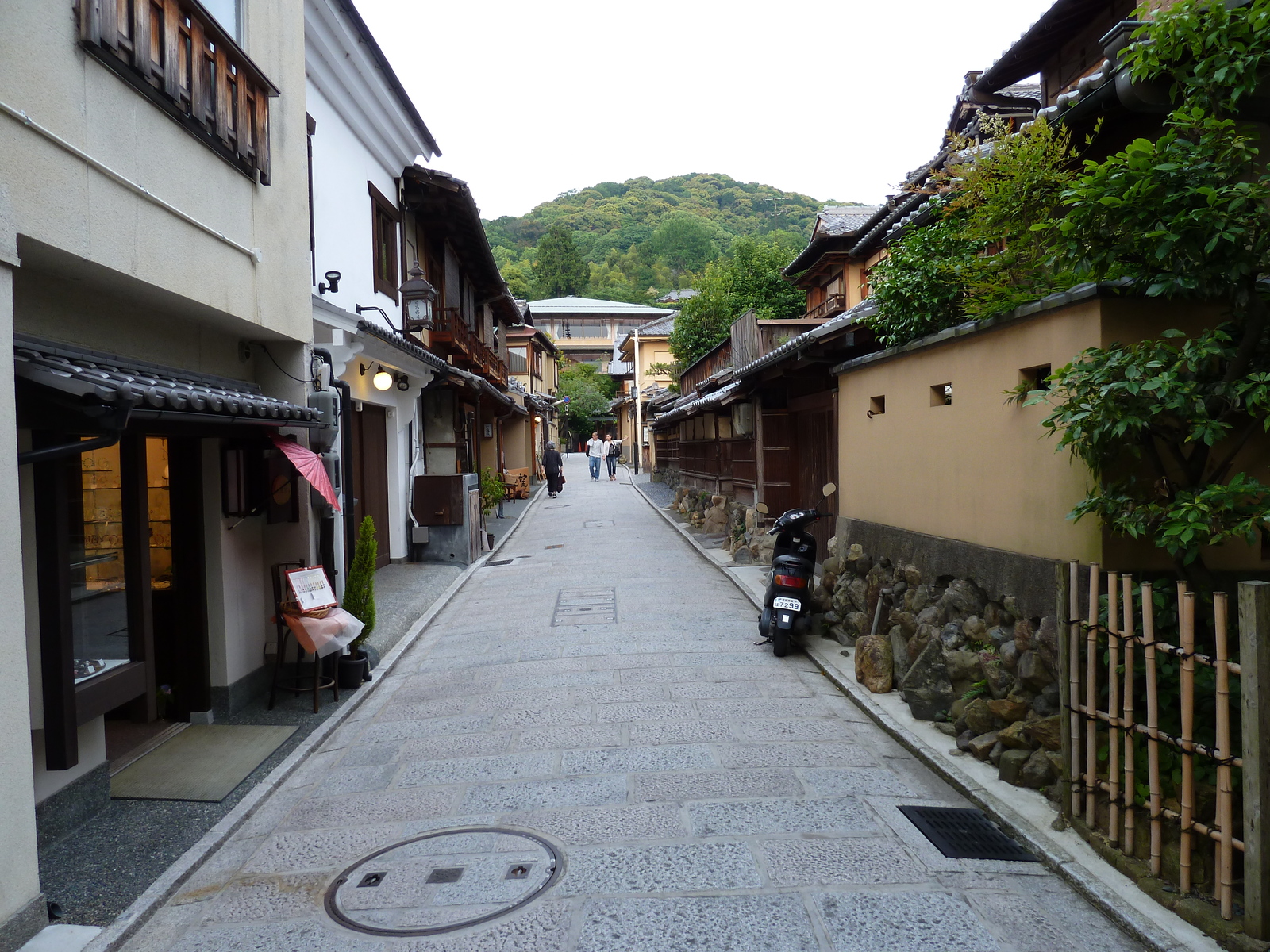 รูปถ่าย ญี่ปุ่น(Japan) เกียวโต(Kyoto) ถนนนิเน็นซากะ(Ninenzaka) 2010-06 5