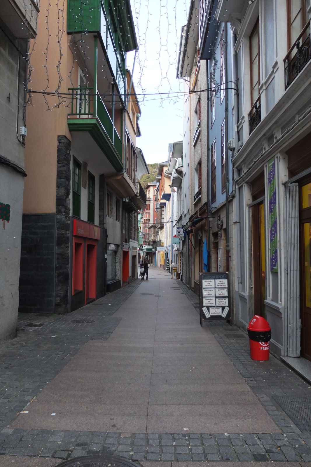 รูปถ่าย สเปน(Spain) ลูอาร์กา(Luarca) 2013-01 51