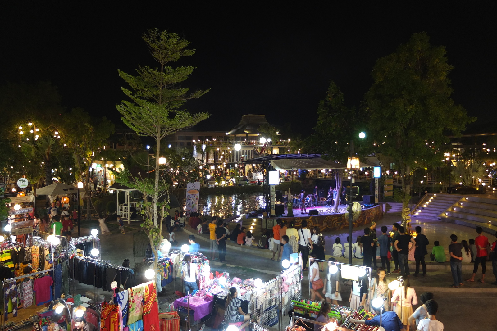 รูปถ่าย ไทย(Thailand) ขอนแก่น(Khon Kaen) 2012-12 0