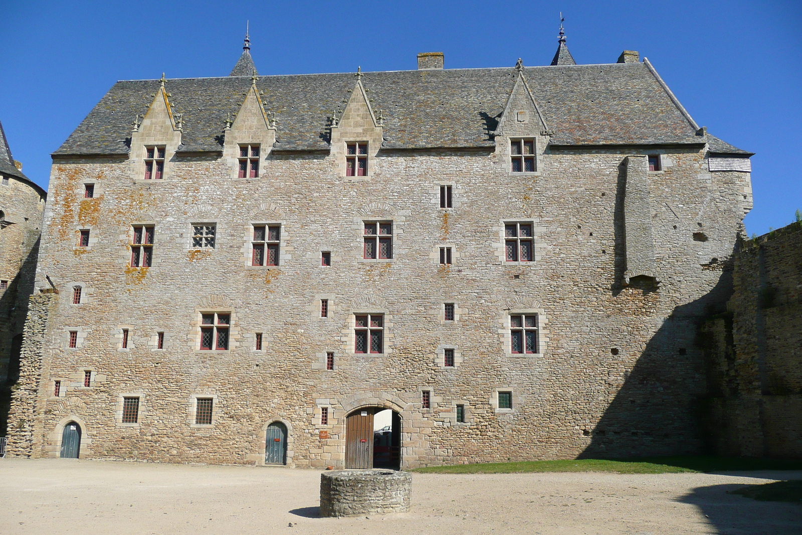 รูปถ่าย ฝรั่งเศส(France) ซืสซีนีโอ(Suscinio) ปราสาทซูซีนีโอ(Suscinio Castle) 2007-09 112
