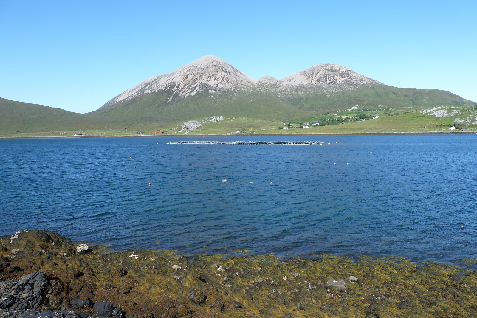 รูปถ่าย อังกฤษ(United Kingdom) เกาะสกาย(Skye) เทือกเขาคูลิน(The Cuillin) 2011-07 81