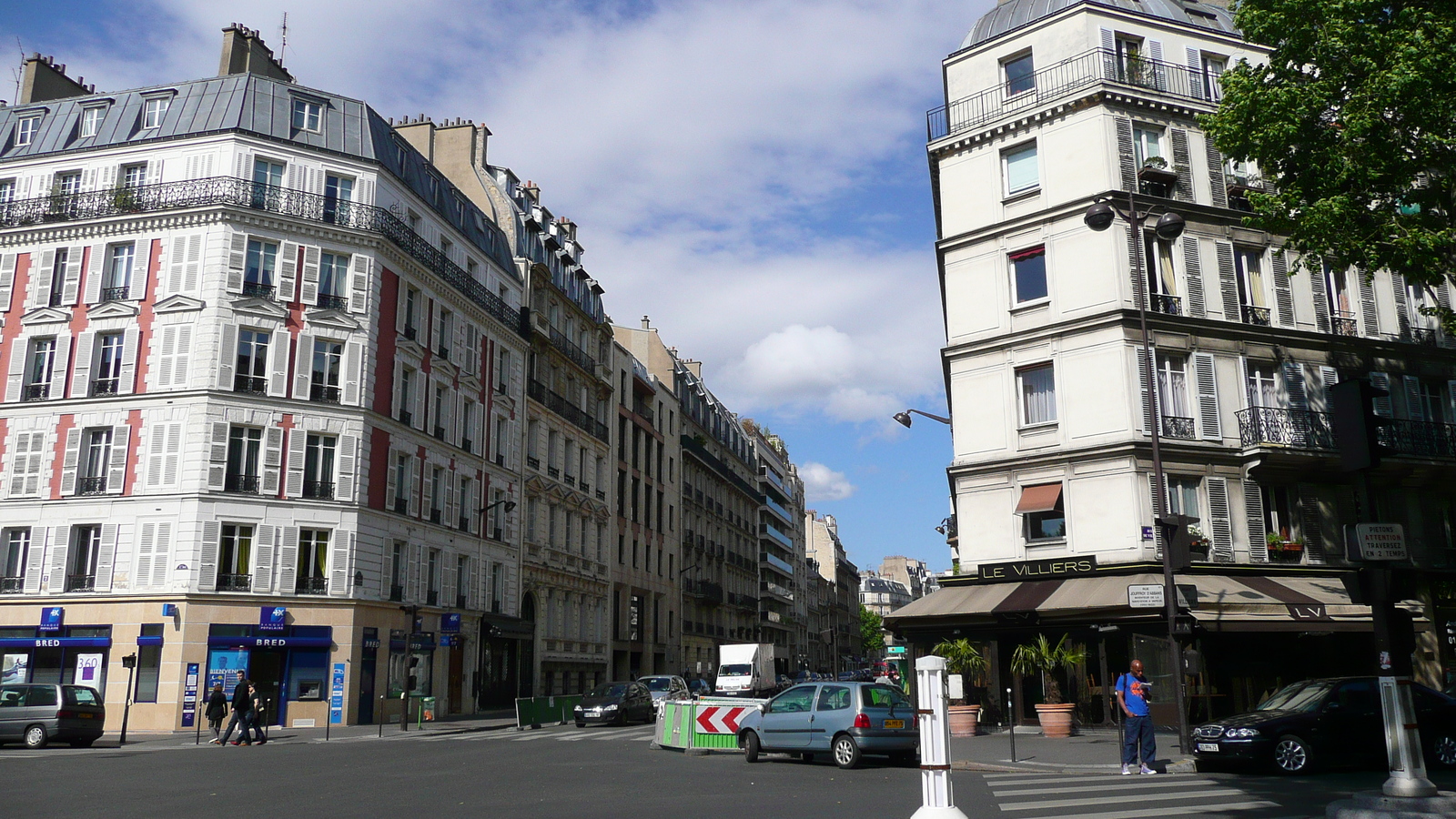 รูปถ่าย ฝรั่งเศส(France) ปารีส(Paris) คุ้มที่ 17 (17th Arrondissement) ถนนฌูฟรัว-ดาบ็อง(Rue Jouffroy d'Abbans) 2007-05 6