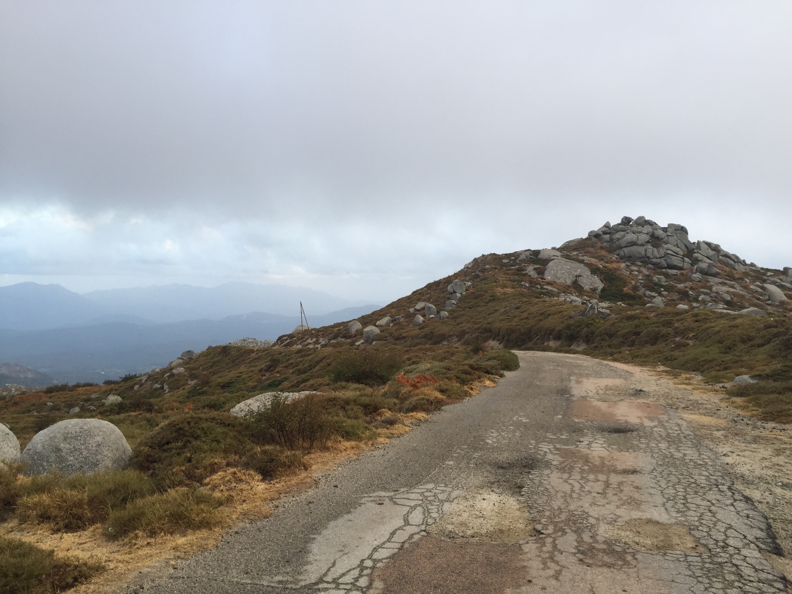 รูปถ่าย ฝรั่งเศส(France) คอร์สิคา(Corsica) อัลตาร็อกกา(Alta Rocca) 2017-09 28