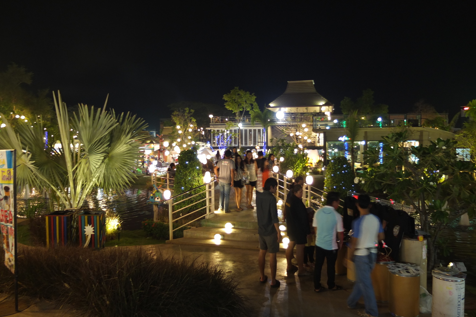 รูปถ่าย ไทย(Thailand) ขอนแก่น(Khon Kaen) 2012-12 38