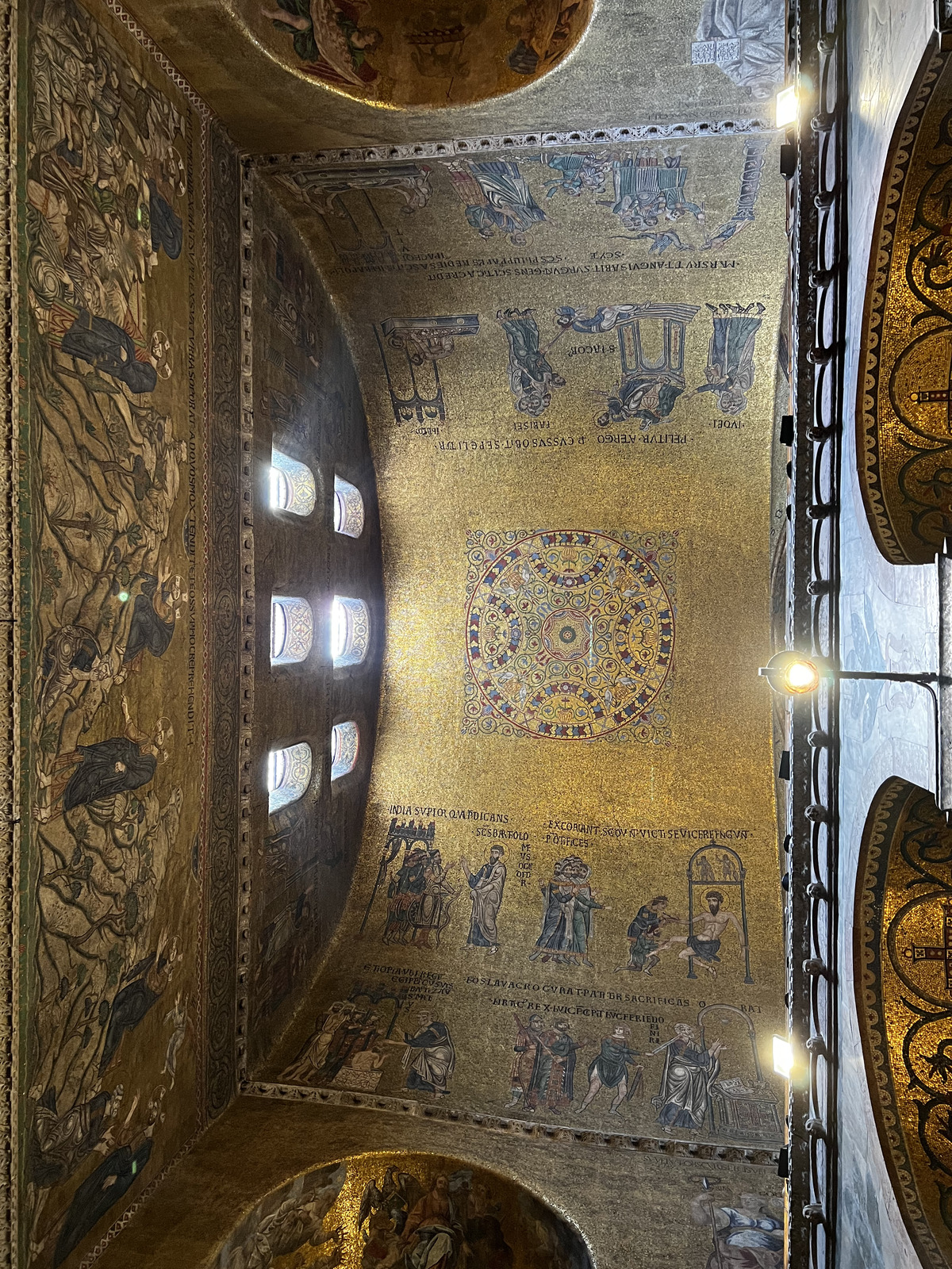 รูปถ่าย อิตาลี(Italy) เวนีส(Venice) มหาวิหารเซนต์มาร์ก(Saint Mark's Basilica) 2022-05 259