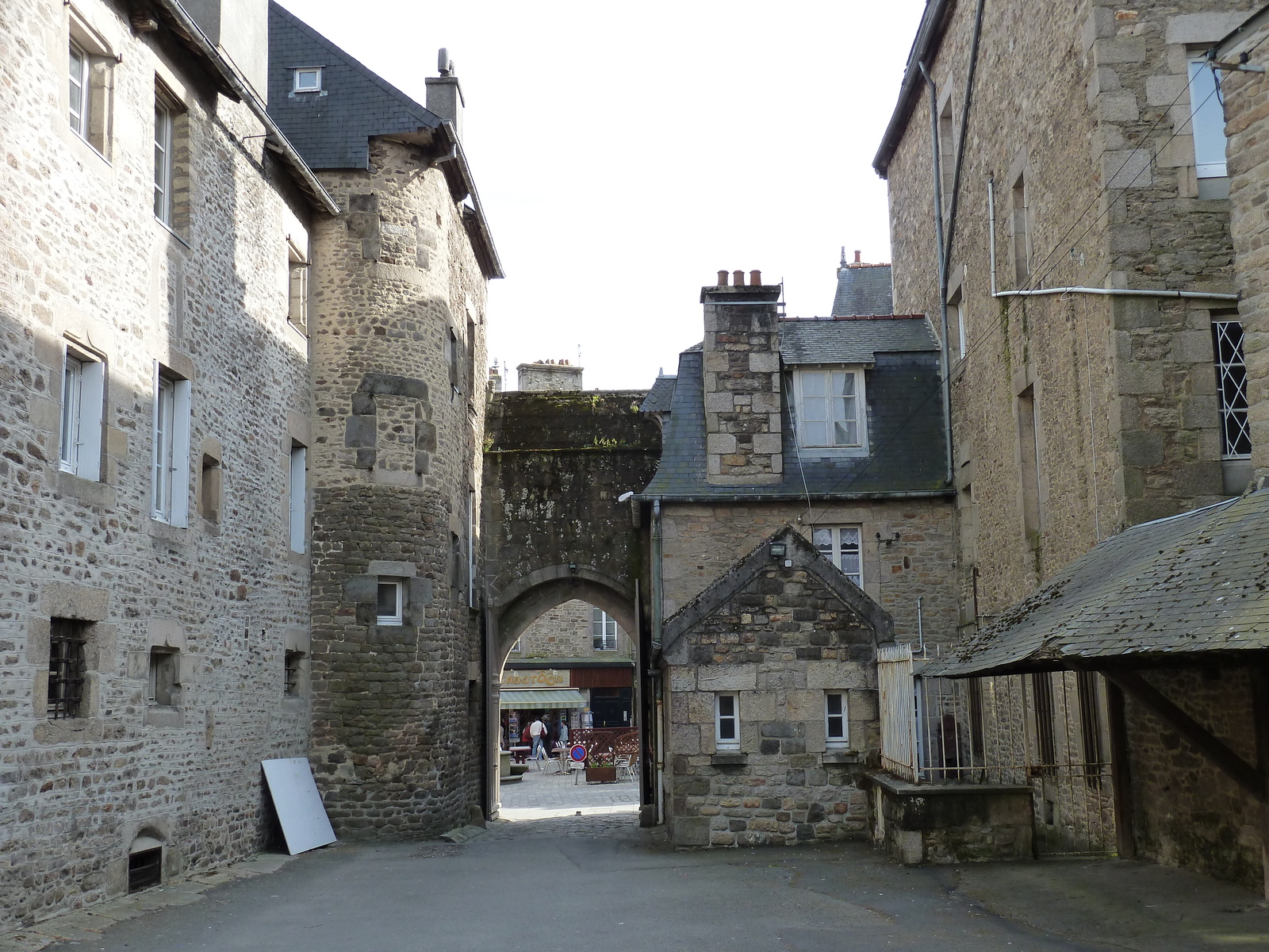 รูปถ่าย ฝรั่งเศส(France) ดีน็อง(Dinan) 2010-04 83