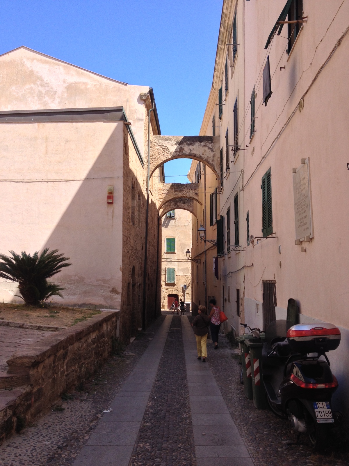 รูปถ่าย อิตาลี(Italy) ซาร์ดิเนีย(Sardinia) อัลเกโร(Alghero) 2015-06 119