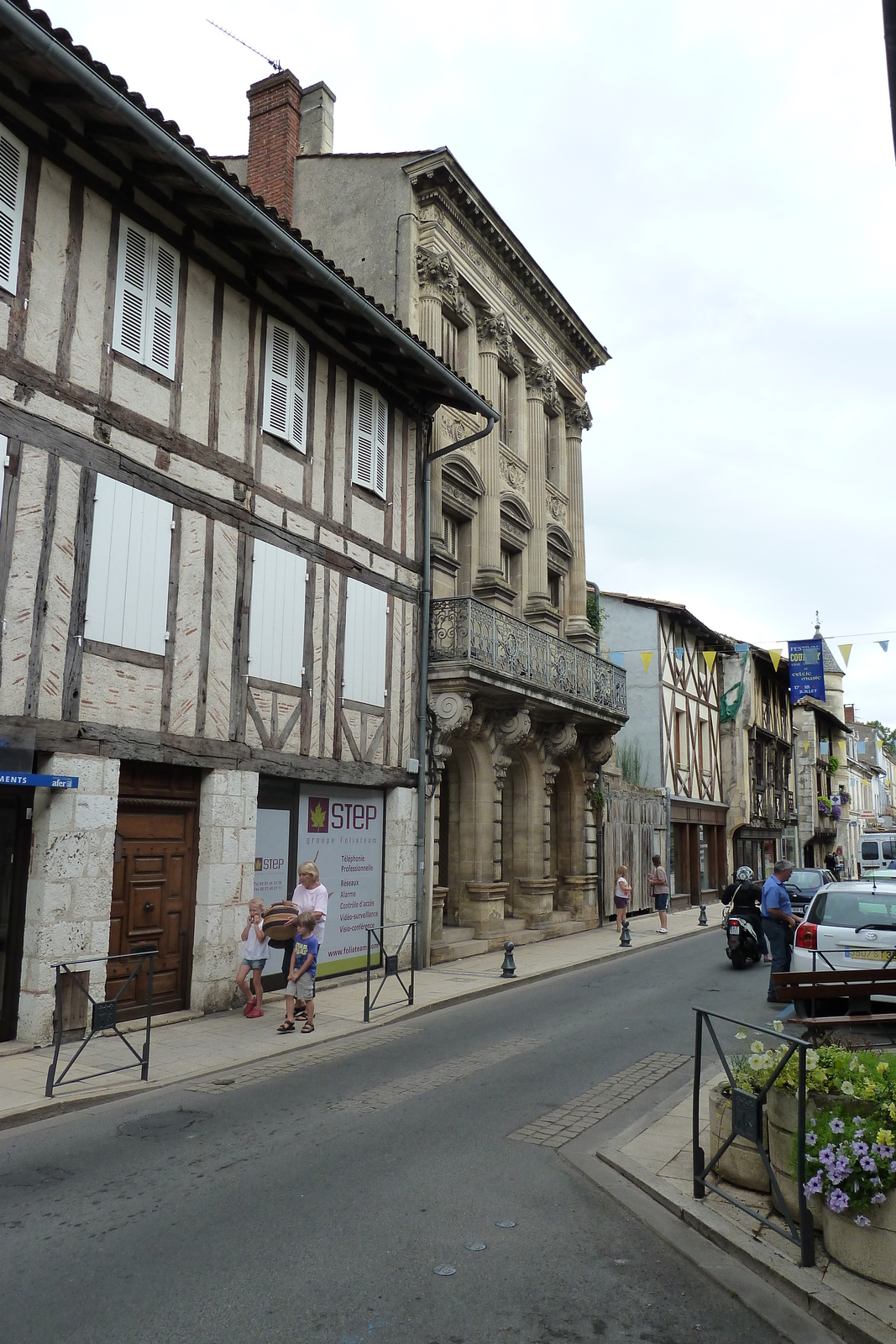 รูปถ่าย ฝรั่งเศส(France) แซ็นต์ฟัวลากร็องด์(Sainte Foy La Grande) 2010-08 38