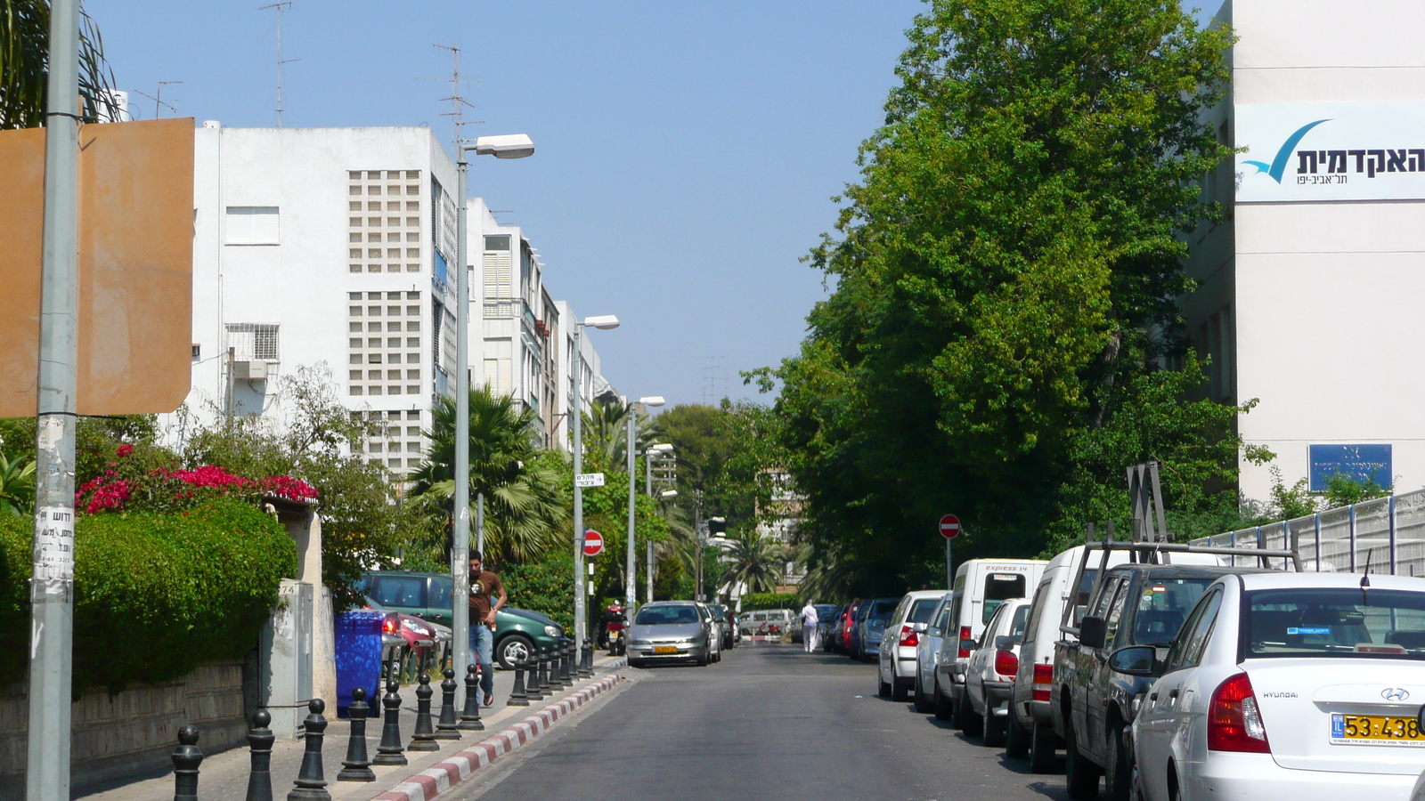 รูปถ่าย อิสราเอล(Israel) เทลอาวีฟ(Tel Aviv) ถนนอิบน์กบีรอล(Ibn Gvirol Street) 2007-06 46