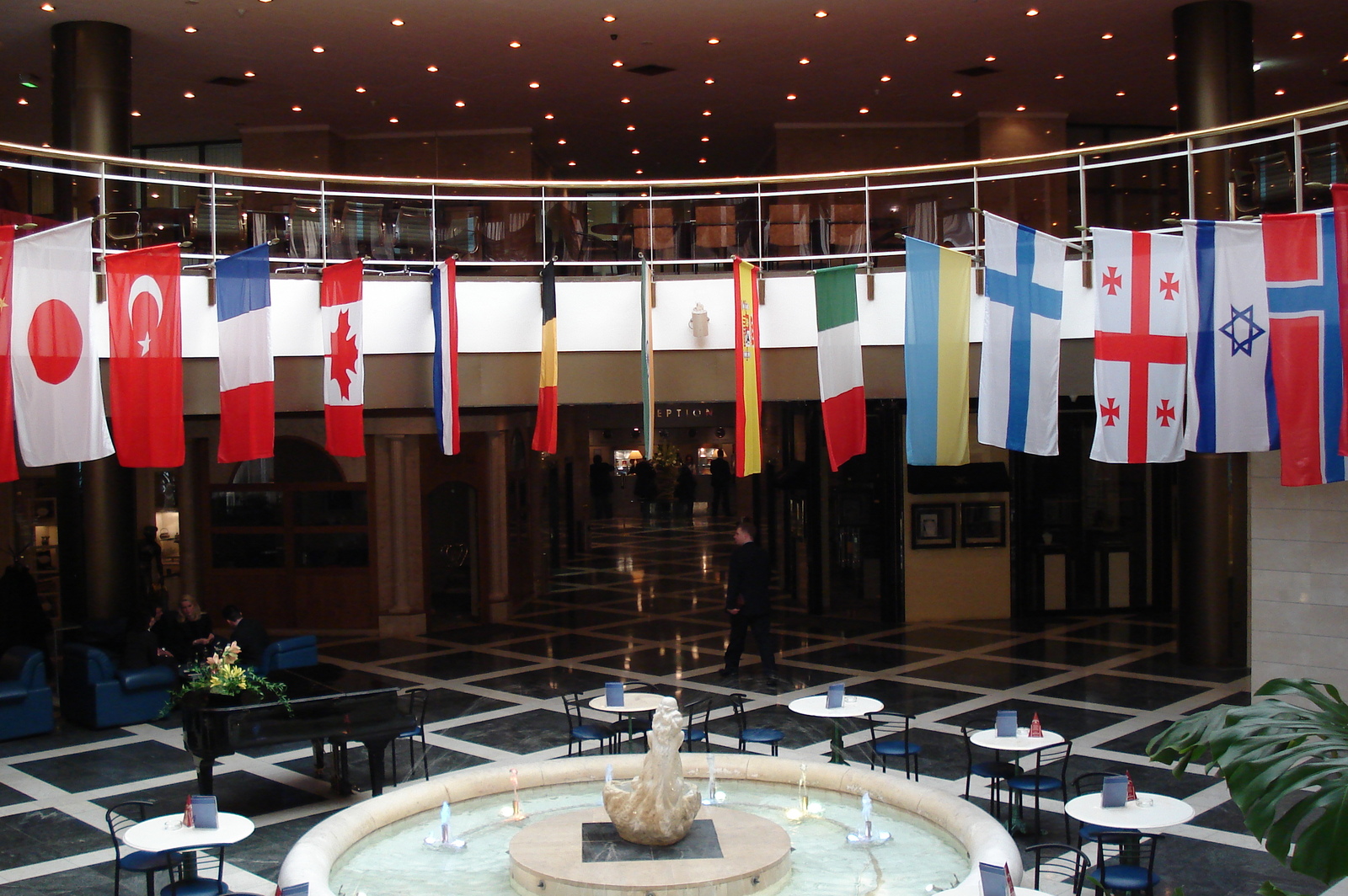 รูปถ่าย รัสเซีย(Russia) มอสโก(Moscow) โรงแรมแรดิสัน สลาวยันสกายา(Radisson Slavyanskaya Hotel) 2006-03 18