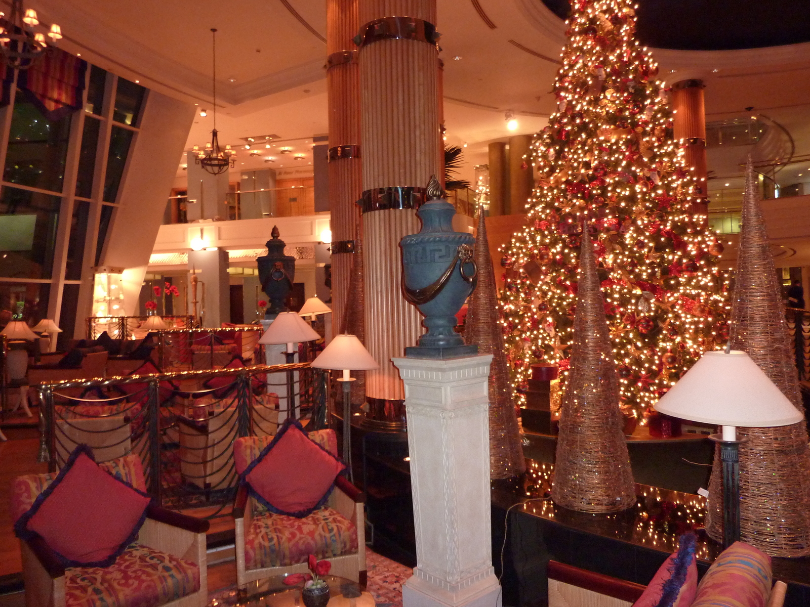 รูปถ่าย สหรัฐอาหรับเอมิเรตส์(United Arab Emirates) ดูไบ(Dubai) โรงแรมจูไมราห์บีช(Jumeirah Beach Hotel) 2009-12 68
