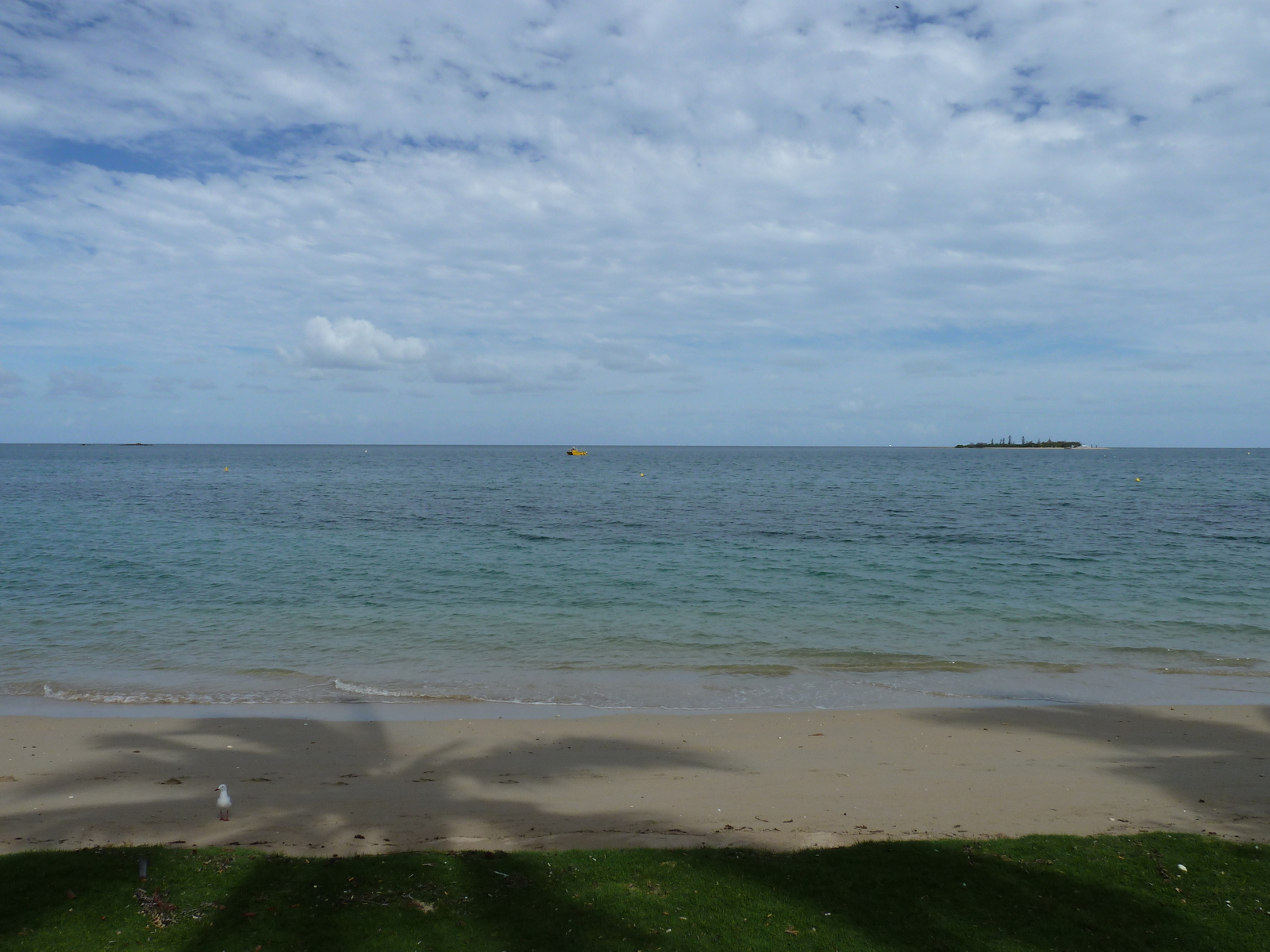 รูปถ่าย นิวแคลิโดเนีย(New Caledonia) นูเมอา(Noumea) อ่าวอ็องส์วาตา(Anse Vata) 2010-05 32