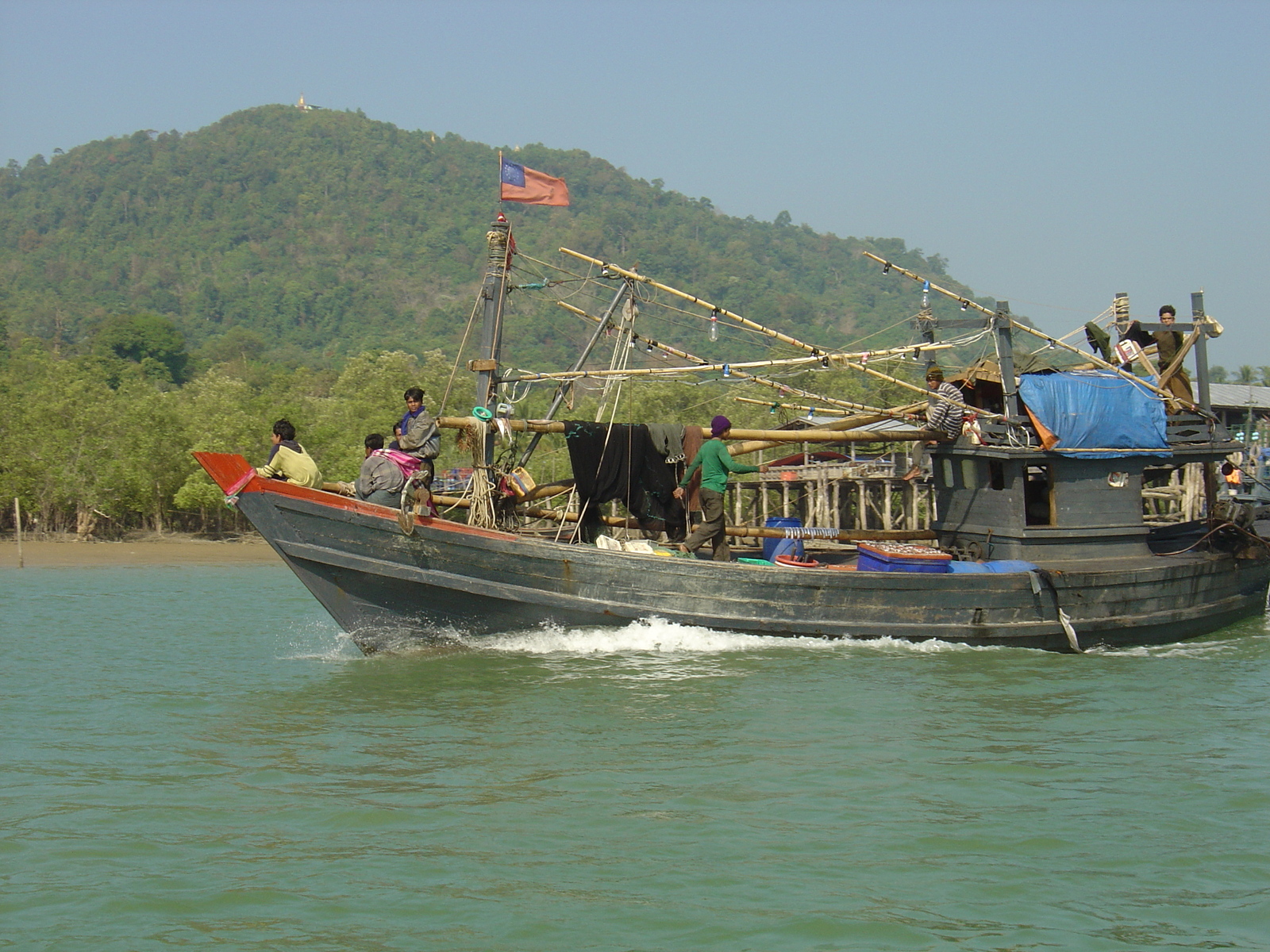 รูปถ่าย พม่า(Myanmar) มะริด(Myeik (Mergui)) 2005-01 25