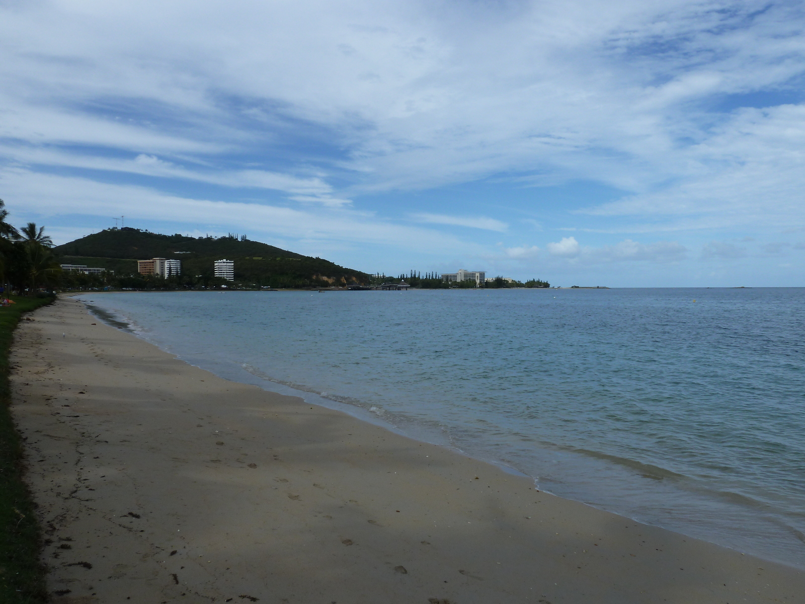 รูปถ่าย นิวแคลิโดเนีย(New Caledonia) นูเมอา(Noumea) อ่าวอ็องส์วาตา(Anse Vata) 2010-05 37