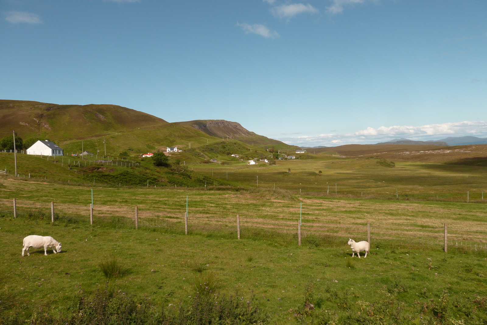 รูปถ่าย อังกฤษ(United Kingdom) เกาะสกาย(Skye) เทือกเขาคูลิน(The Cuillin) 2011-07 29