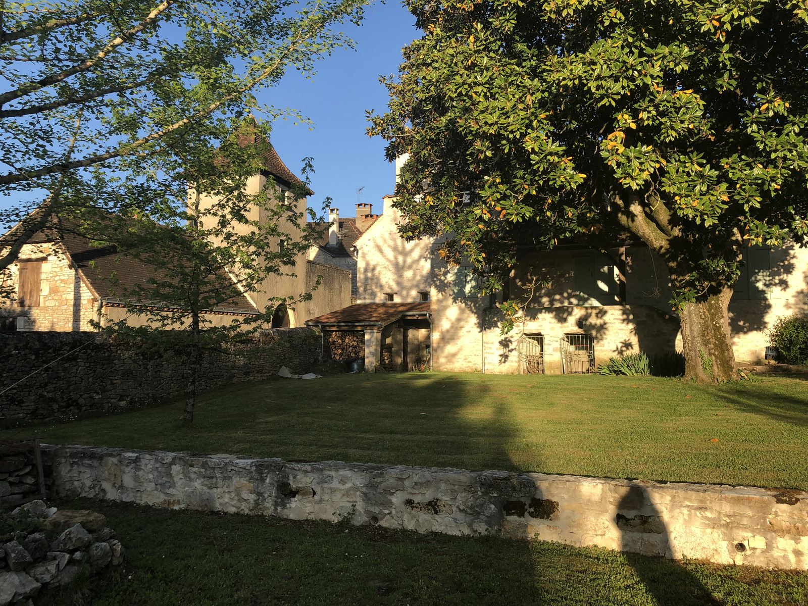 รูปถ่าย ฝรั่งเศส(France) ฟลัวรัก(Floirac) 2018-04 30
