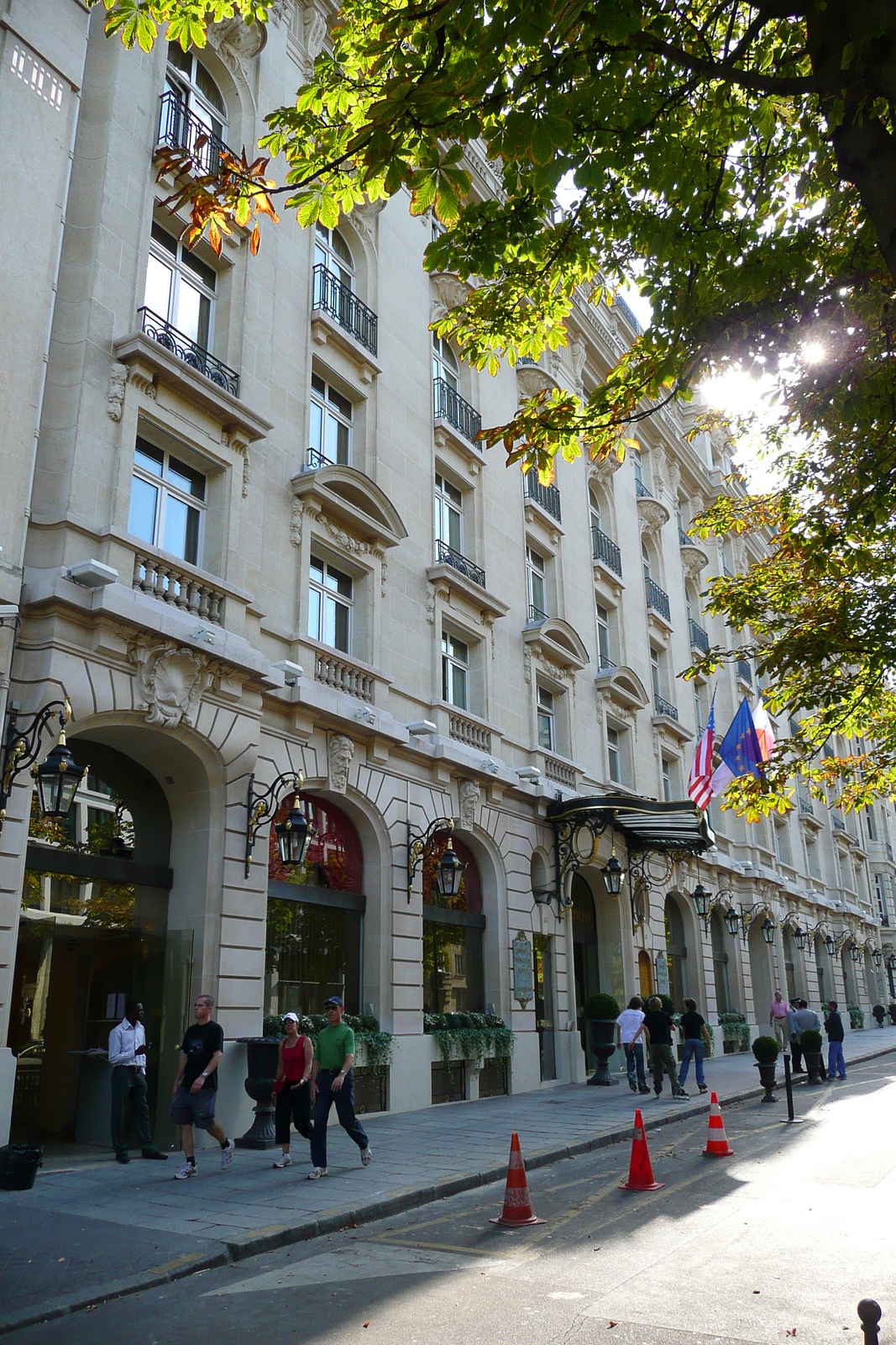 รูปถ่าย ฝรั่งเศส(France) ปารีส(Paris) ถนนโอช(Avenue Hoche) 2007-09 21
