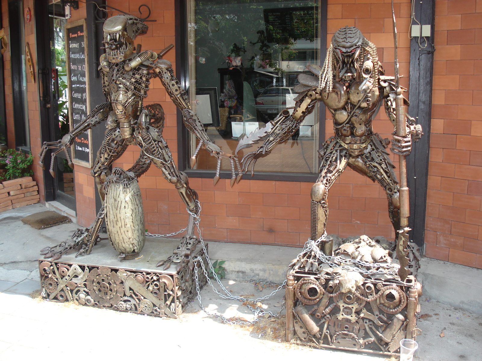 รูปถ่าย ไทย(Thailand) เชียงใหม่(Chiang Mai) ข้างในคุเมืองเชียงใหม่(Inside Canal) 2006-04 29