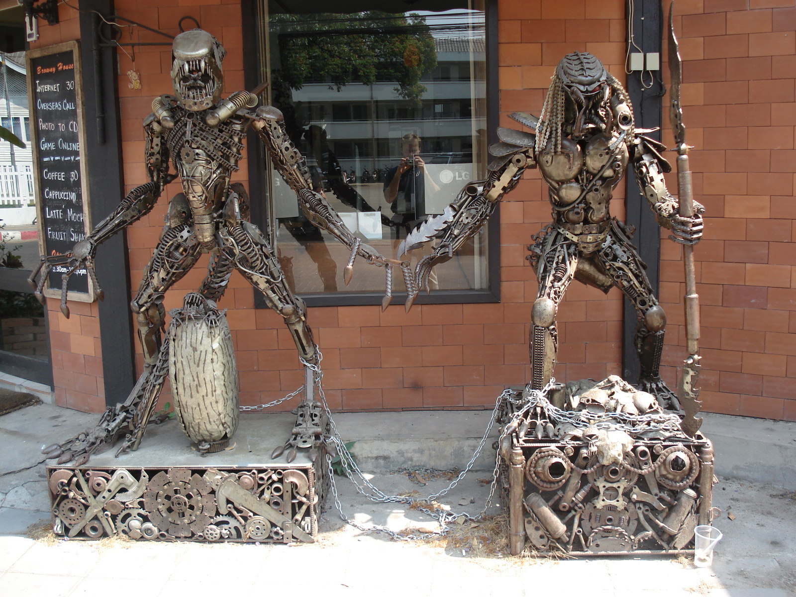 รูปถ่าย ไทย(Thailand) เชียงใหม่(Chiang Mai) ข้างในคุเมืองเชียงใหม่(Inside Canal) 2006-04 23