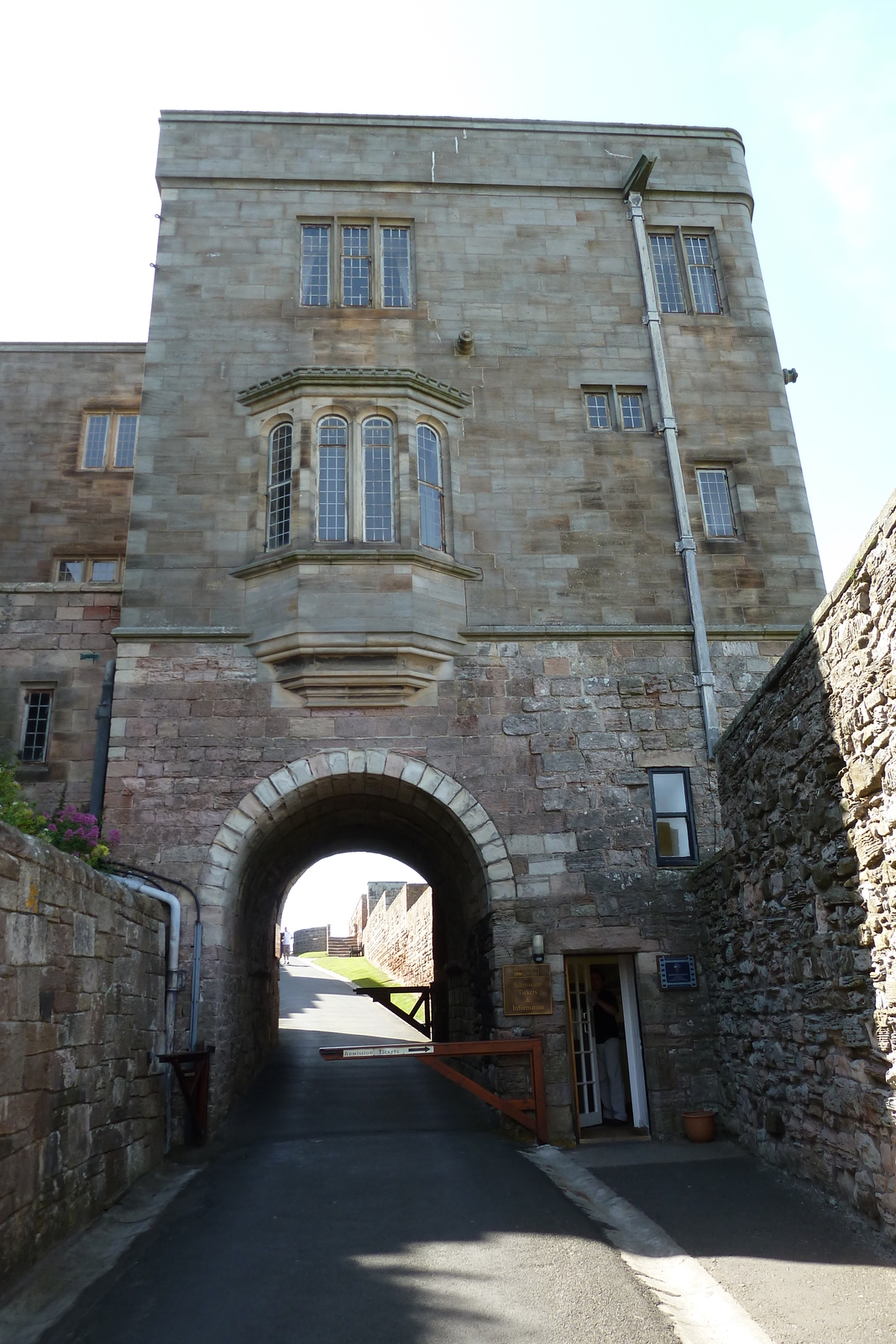 รูปถ่าย อังกฤษ(United Kingdom) สกอตแลนด์(Scotland) ปราสาทแบมเบิร์ก(Bamburgh Castle) 2011-07 165