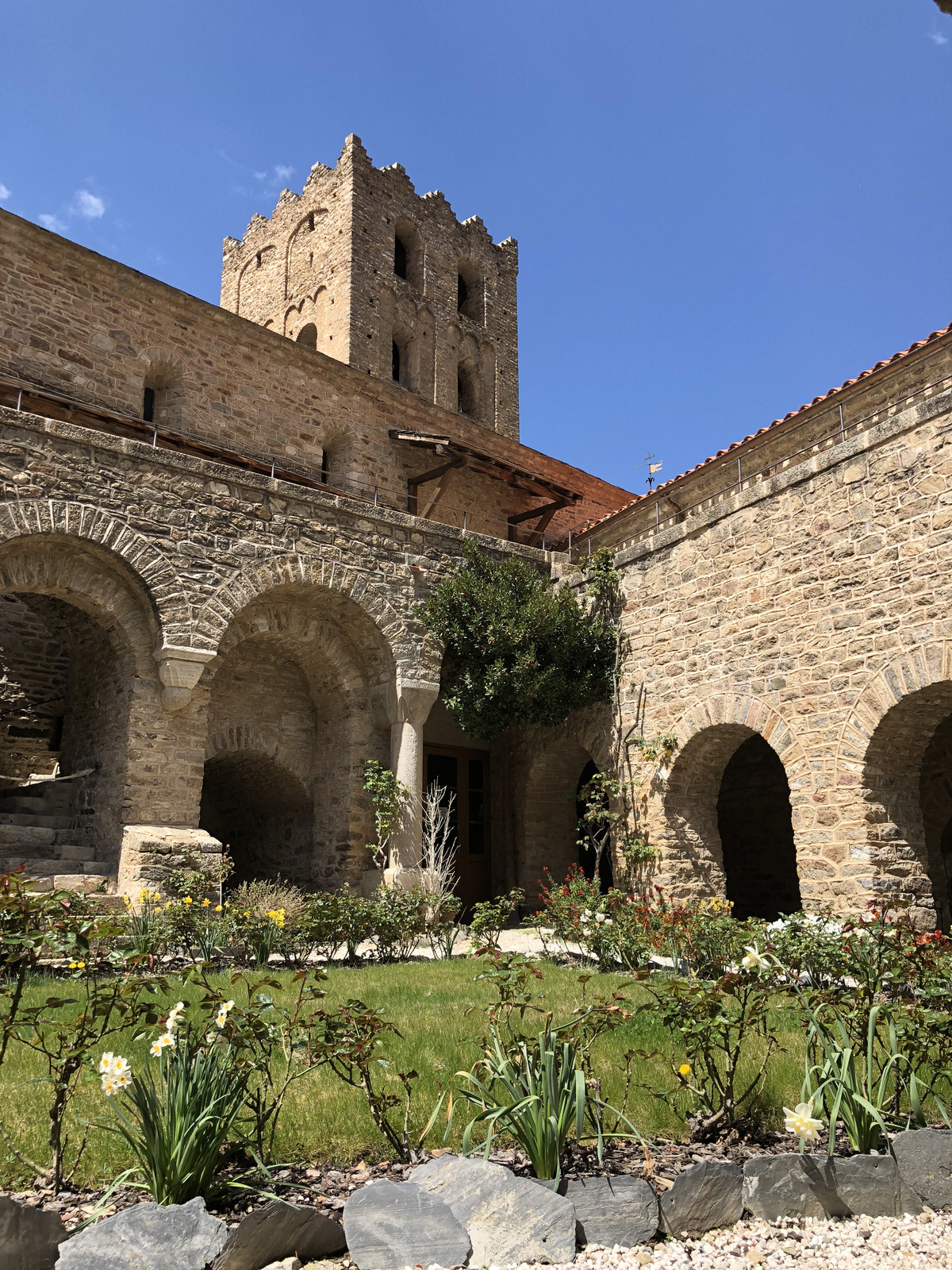 รูปถ่าย ฝรั่งเศส(France) แอบบีแซ็งมาร์แต็งดูกานีกู(Abbaye Saint Martin du Canigou) 2018-04 76