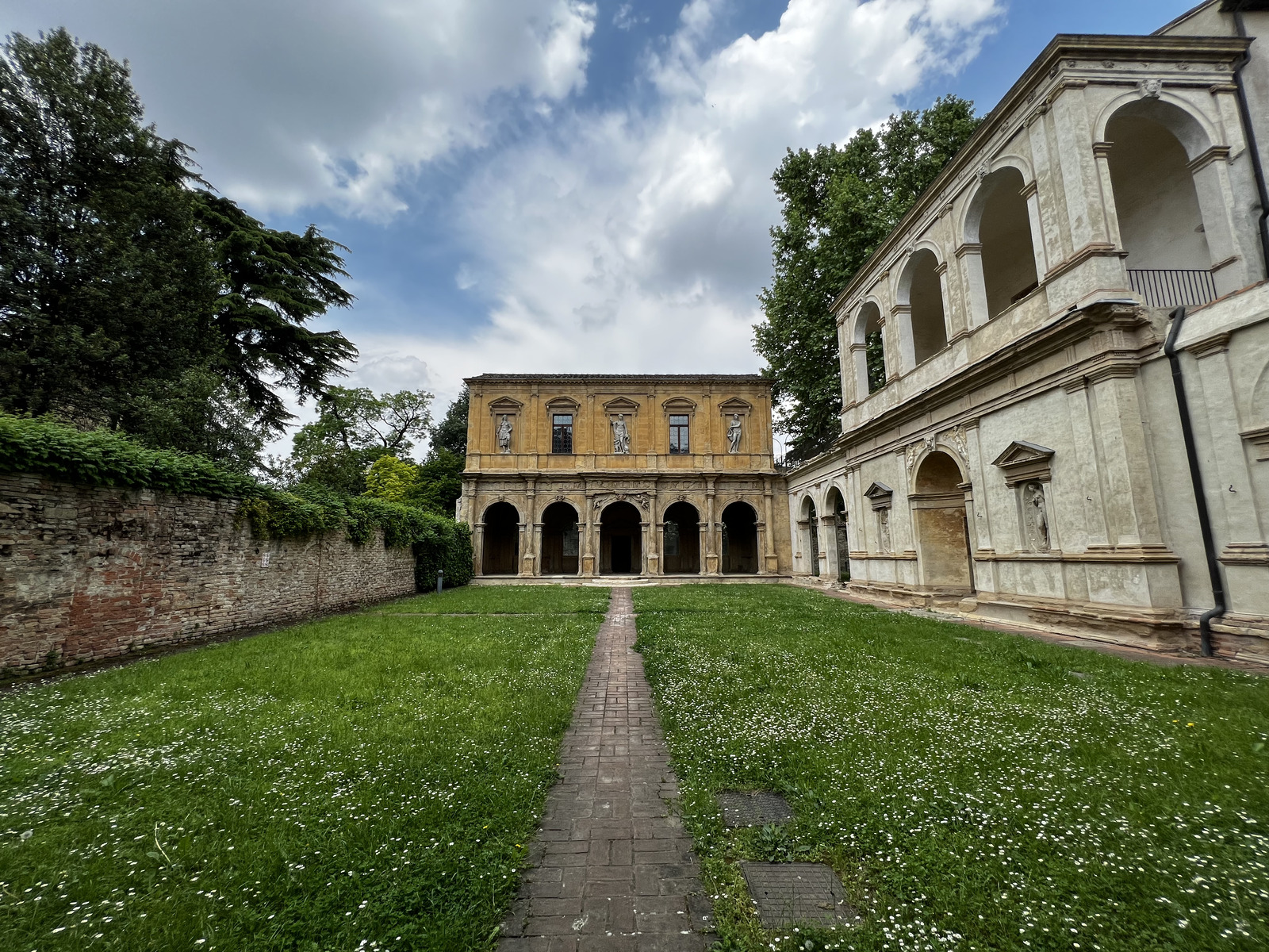 รูปถ่าย อิตาลี(Italy) ปาโดวา(Padua) 2022-05 97