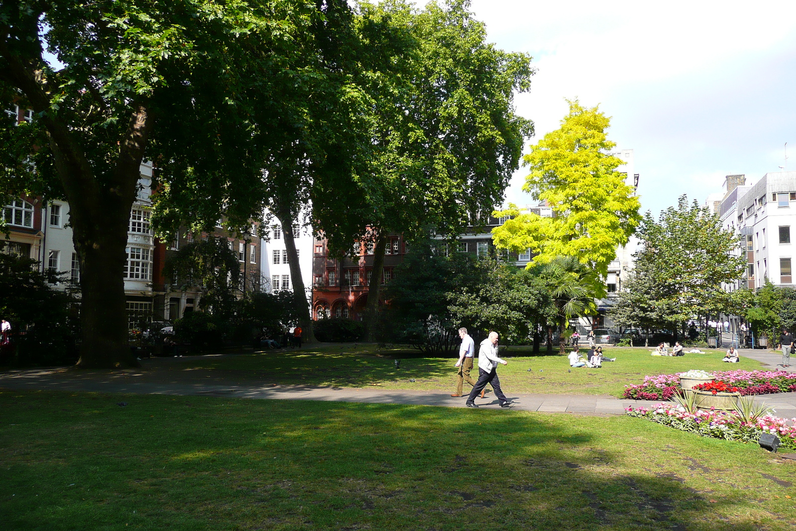 รูปถ่าย อังกฤษ(United Kingdom) ลอนดอน(London) จัตุรัสโซโห(Soho Square) 2007-09 44