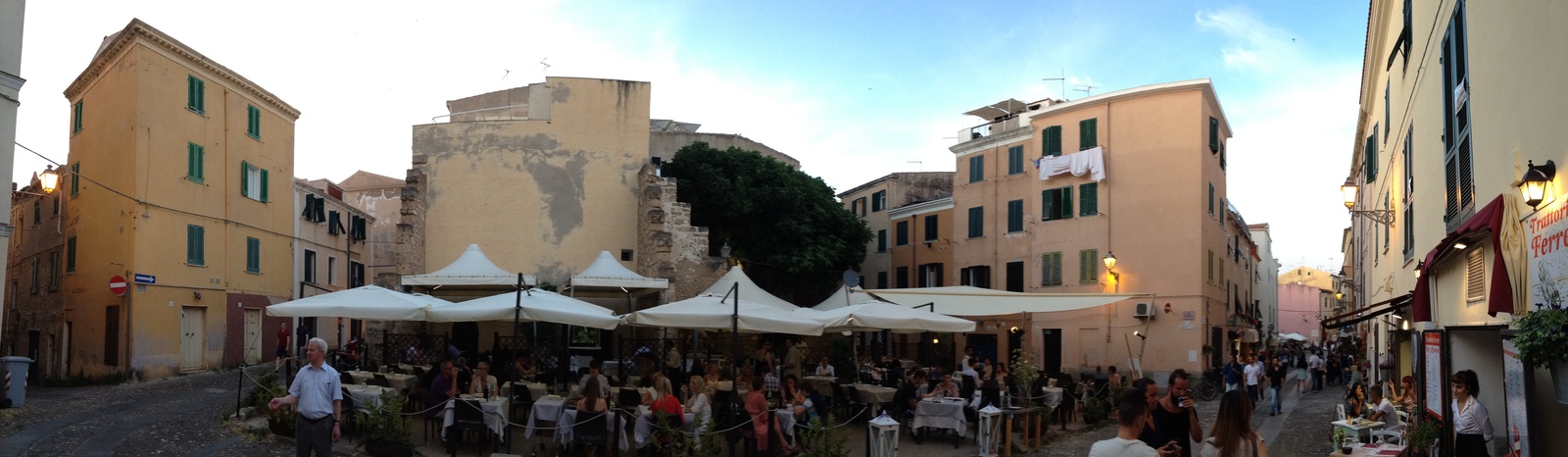 รูปถ่าย อิตาลี(Italy) ซาร์ดิเนีย(Sardinia) อัลเกโร(Alghero) 2015-06 117