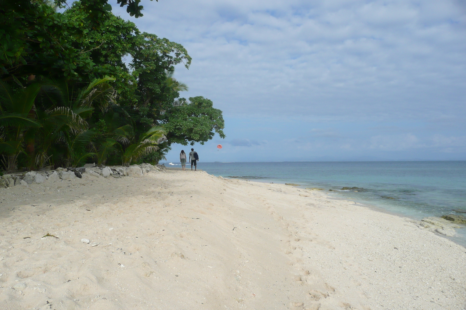 รูปถ่าย ฟิจิ(Fiji) เกาะบีชโคมเบอร์(Beachcomber Island) 2010-05 12
