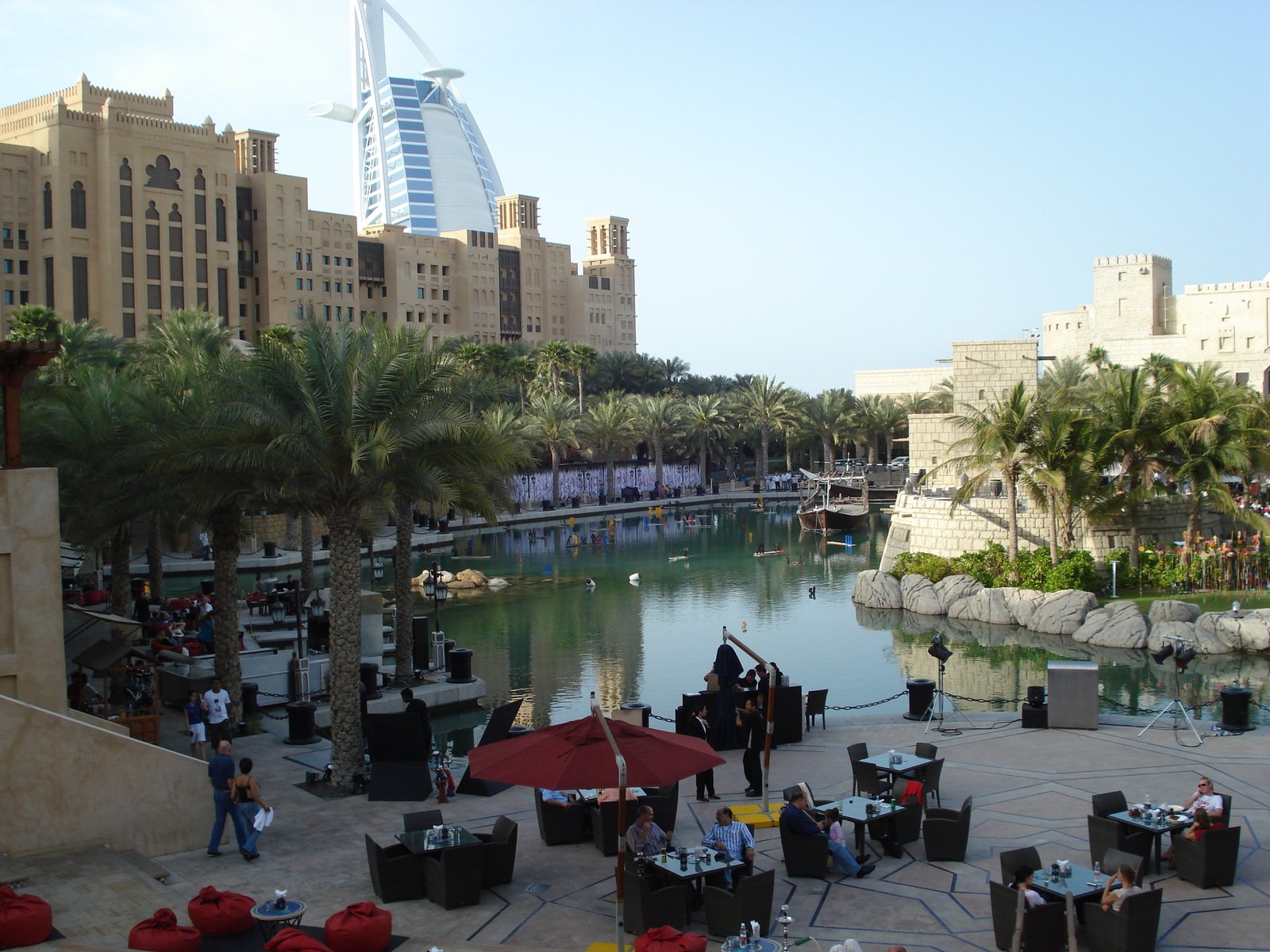 รูปถ่าย สหรัฐอาหรับเอมิเรตส์(United Arab Emirates) ดูไบ(Dubai) มะดีนัตจุมัยเราะห์(Medina Jumeirah) 2007-03 41