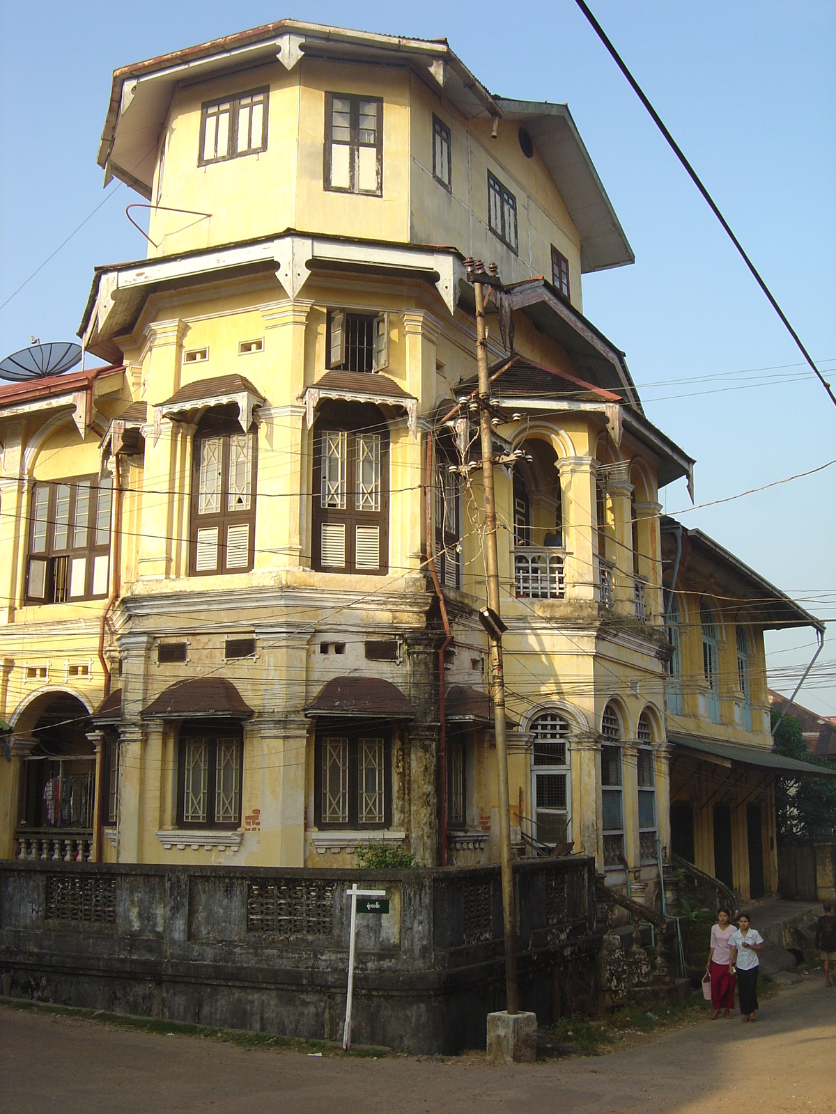 รูปถ่าย พม่า(Myanmar) มะริด(Myeik (Mergui)) 2005-01 162