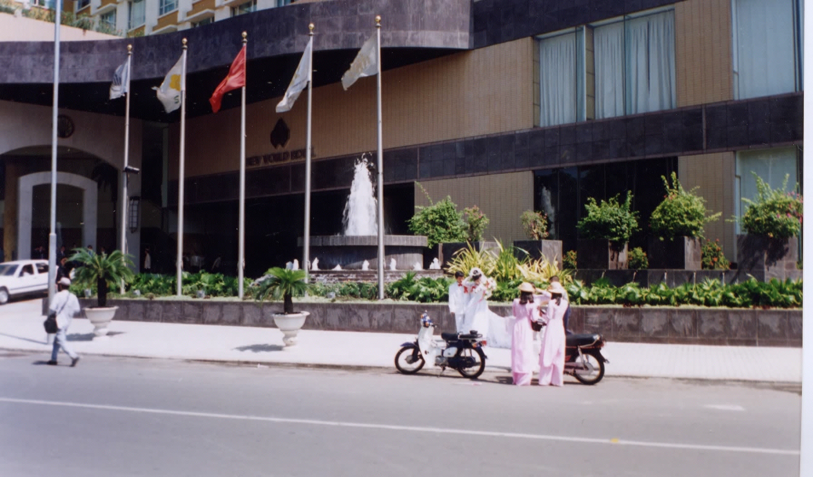 รูปถ่าย เวียดนาม(Vietnam) ไซง่อน(Saigon) 1995-12 11