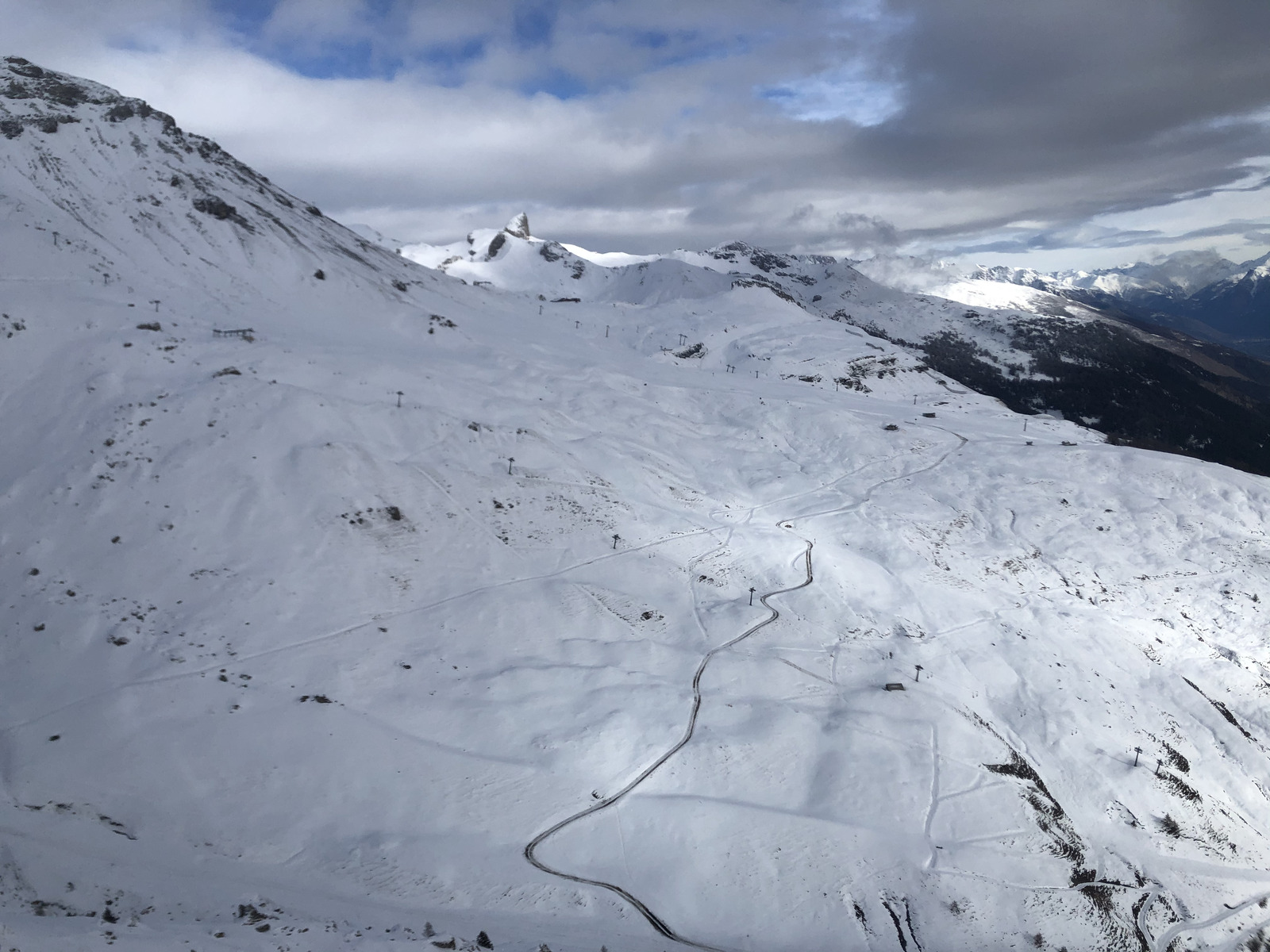 รูปถ่าย สวิสเซอร์แลนด์(Switzerland) ครองส์-มงตานา(Crans Montana) 2020-12 130